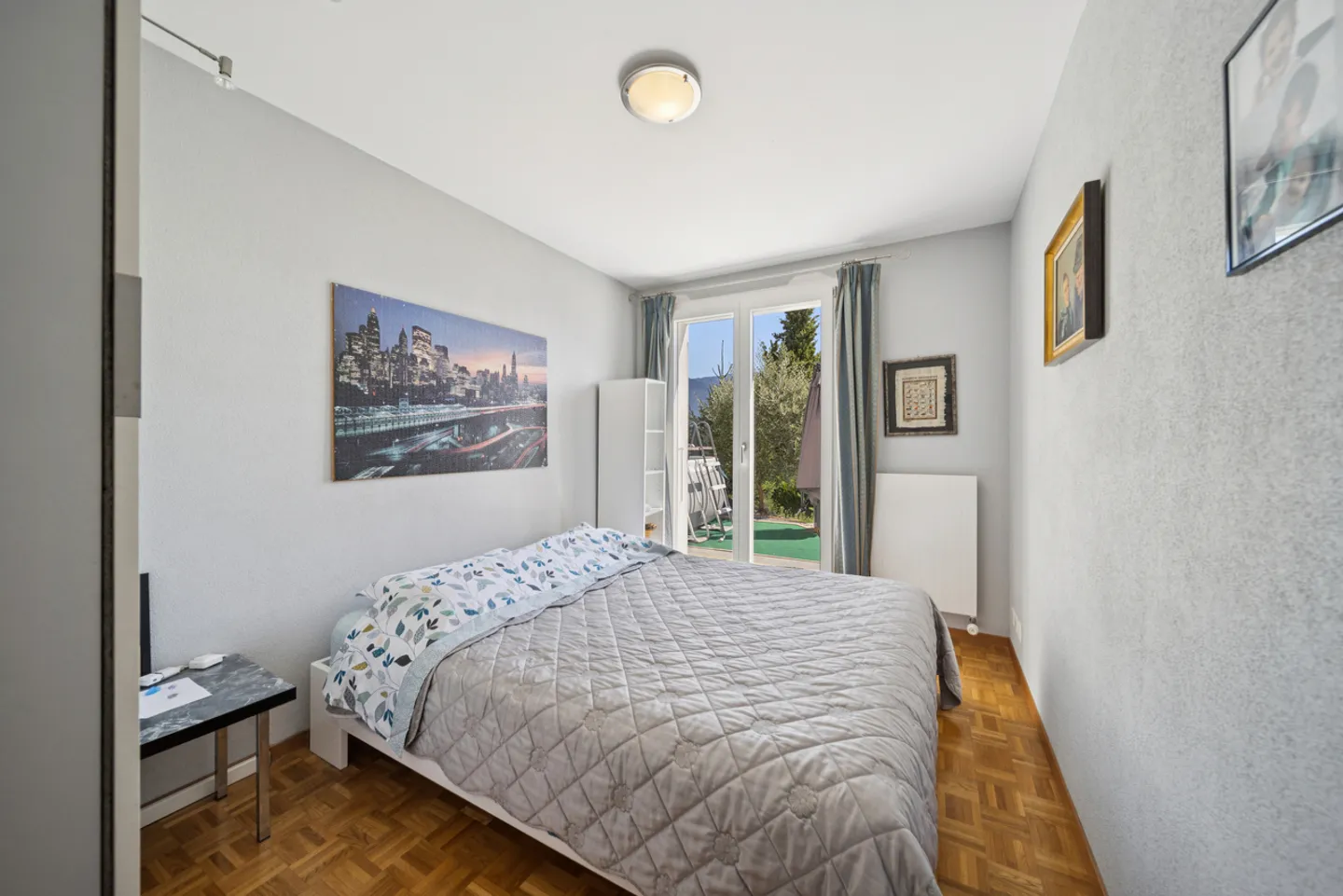 Unobstructed view and exceptional setting A rare gem in La Tour-de-Peilz - Photo 11 of 12