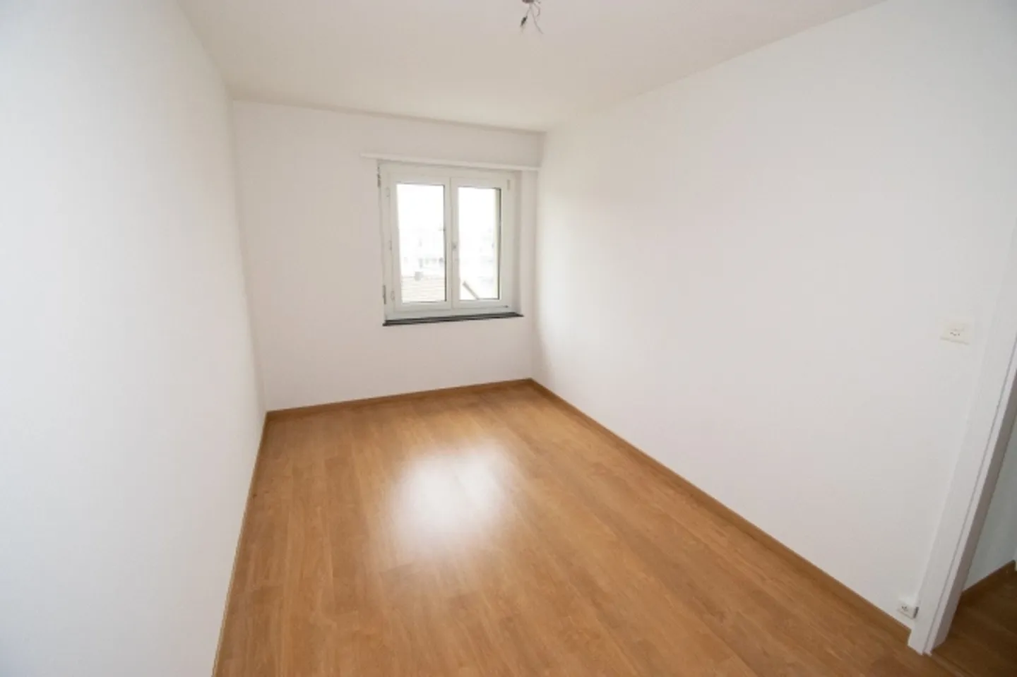 Ampio appartamento 4.5 locali - Foto 9 di 11