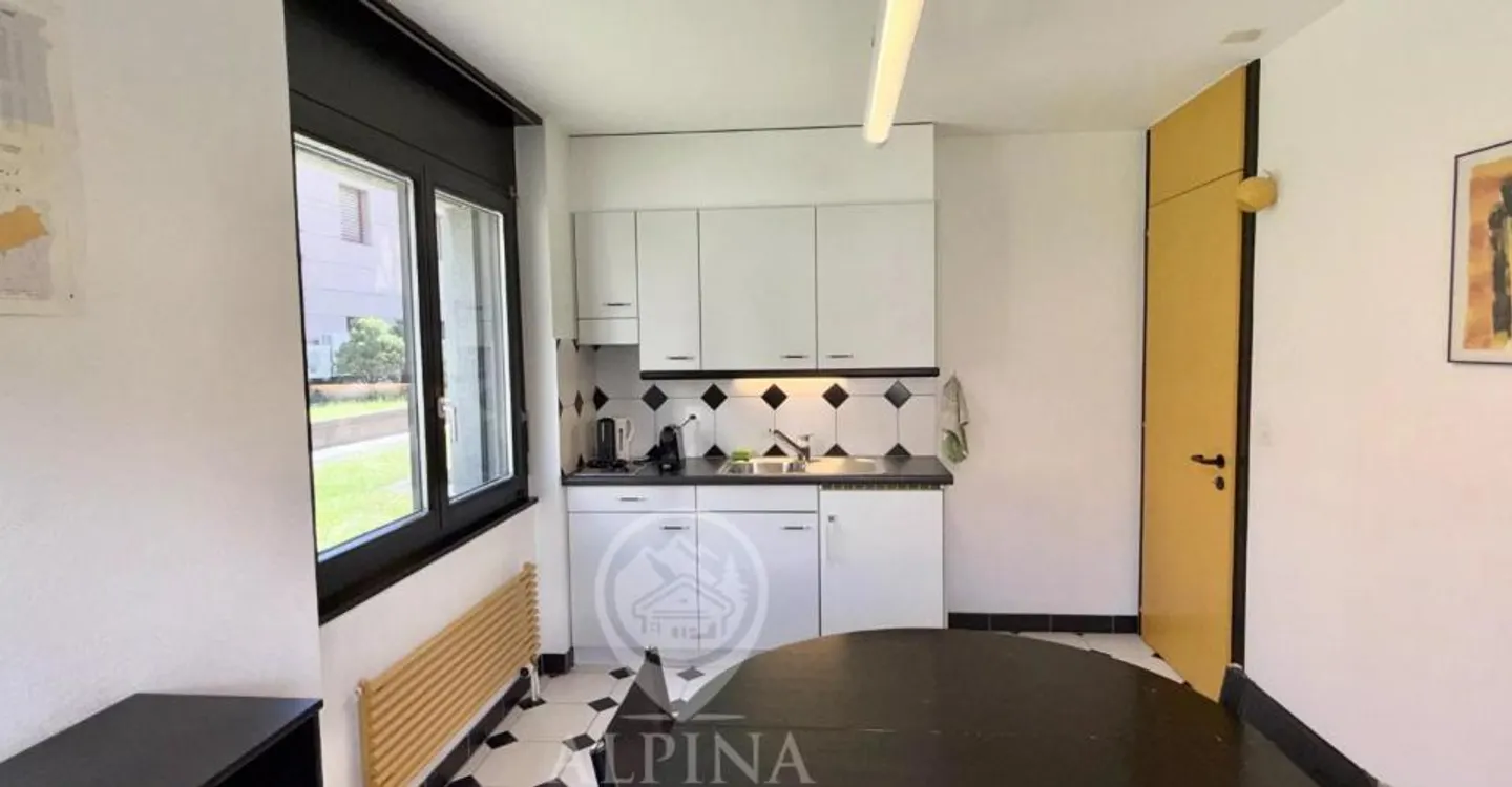 Appartement polyvalent à Sierre - Photo 8 sur 9