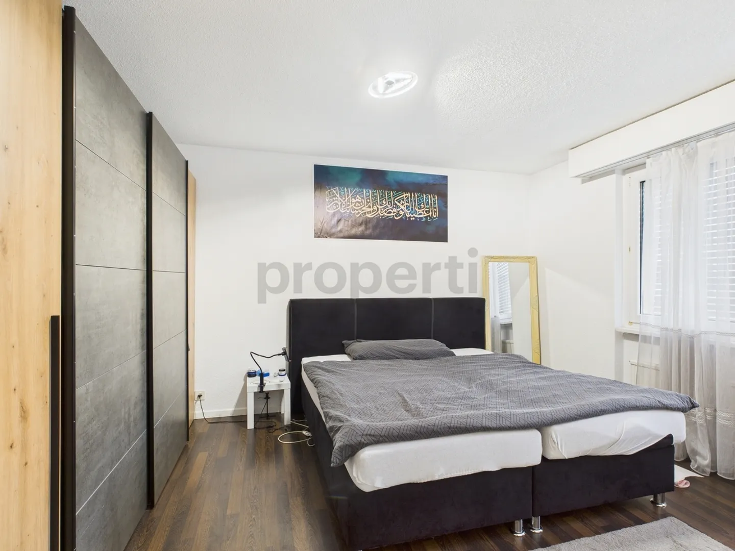 Appartamento elegante di 4,5 locali con balcone, vista panoramica e posizione adatta alle famiglie a Reiden - Foto 4 di 12