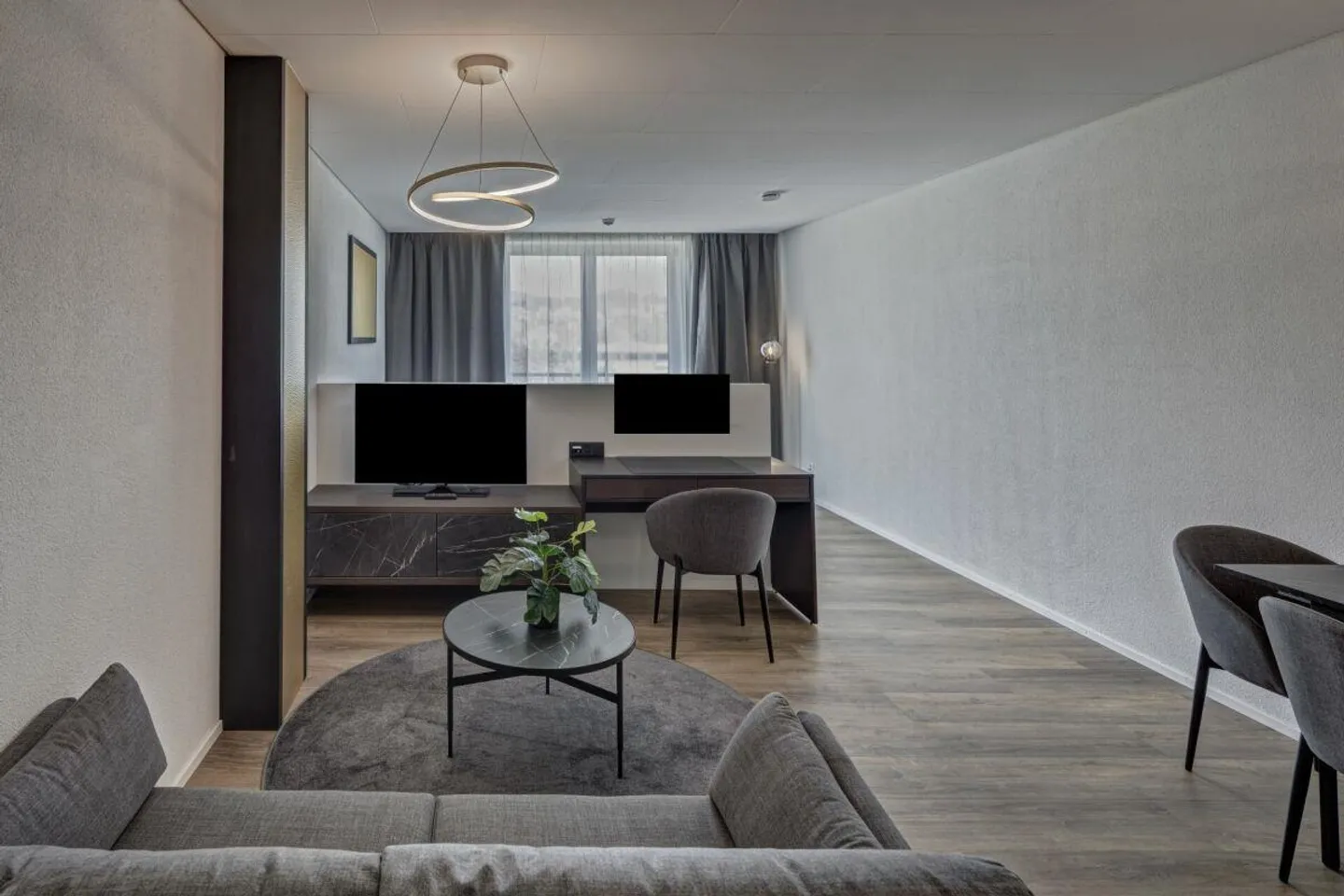 Fully Furnished SUPERIOR Apartment - 45 m2 - Photo 1 of 5