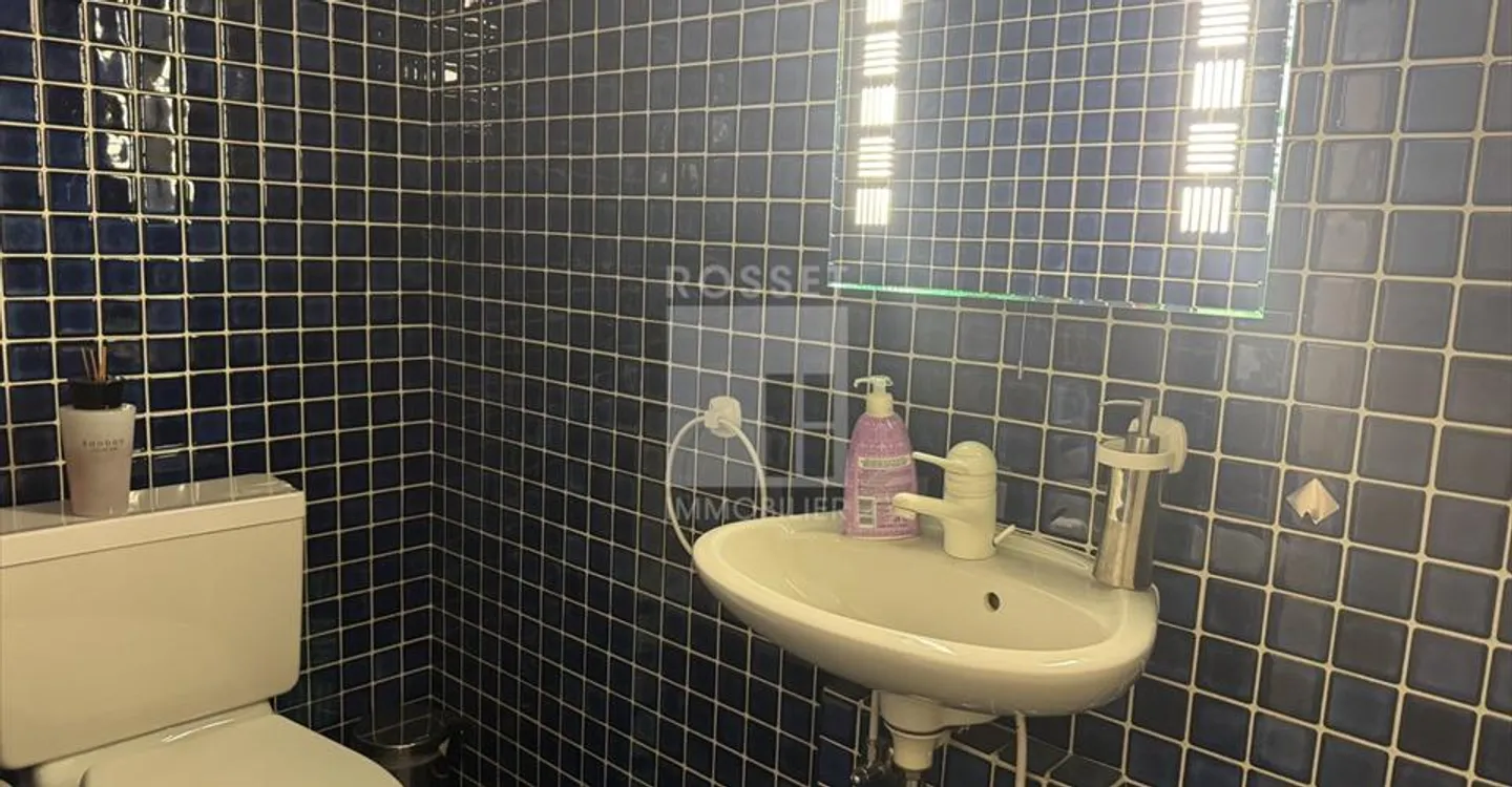 Magasin à louer - Photo 2 sur 7