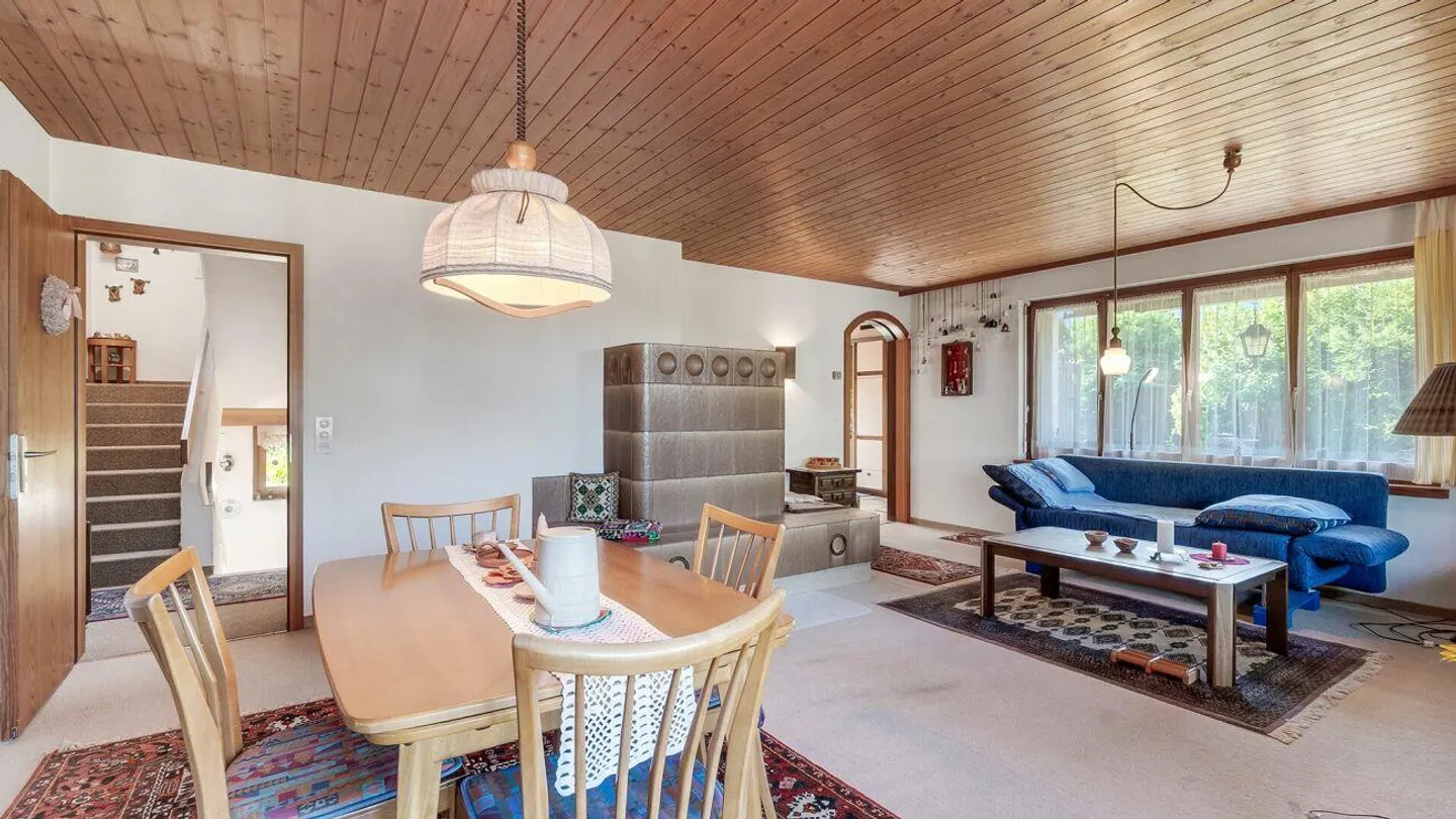 Casa unifamiliare indipendente con grande giardino e dintorni - Foto 9 di 30