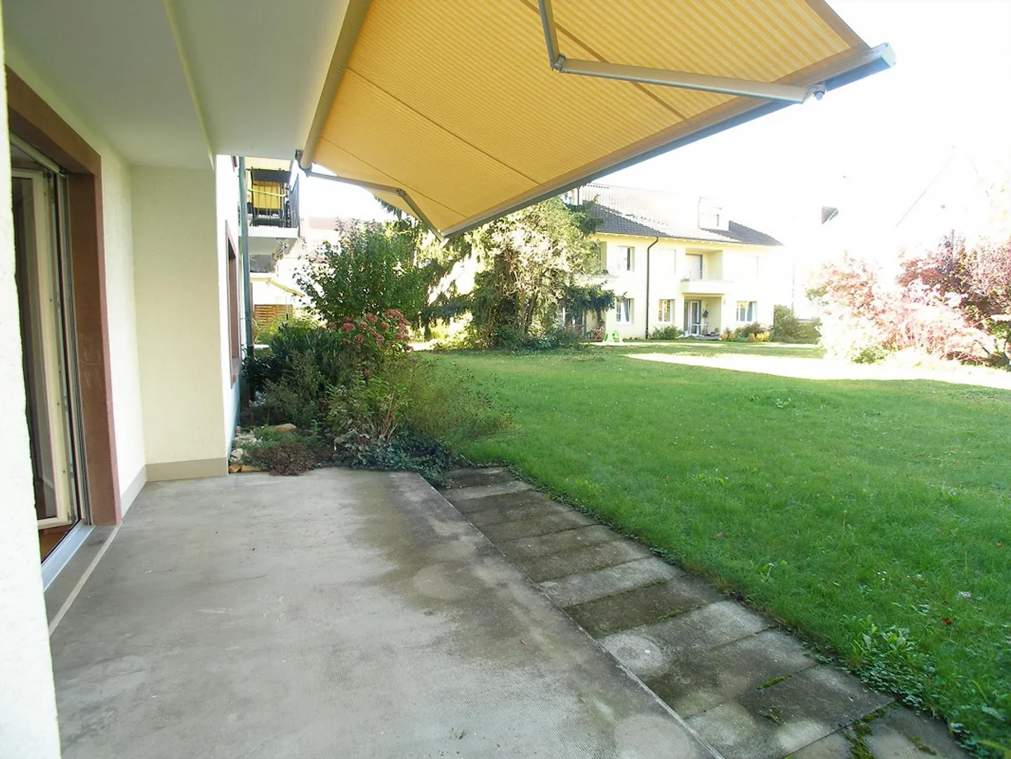 Geräumige Wohnung mit Garten - Foto 2 von 13