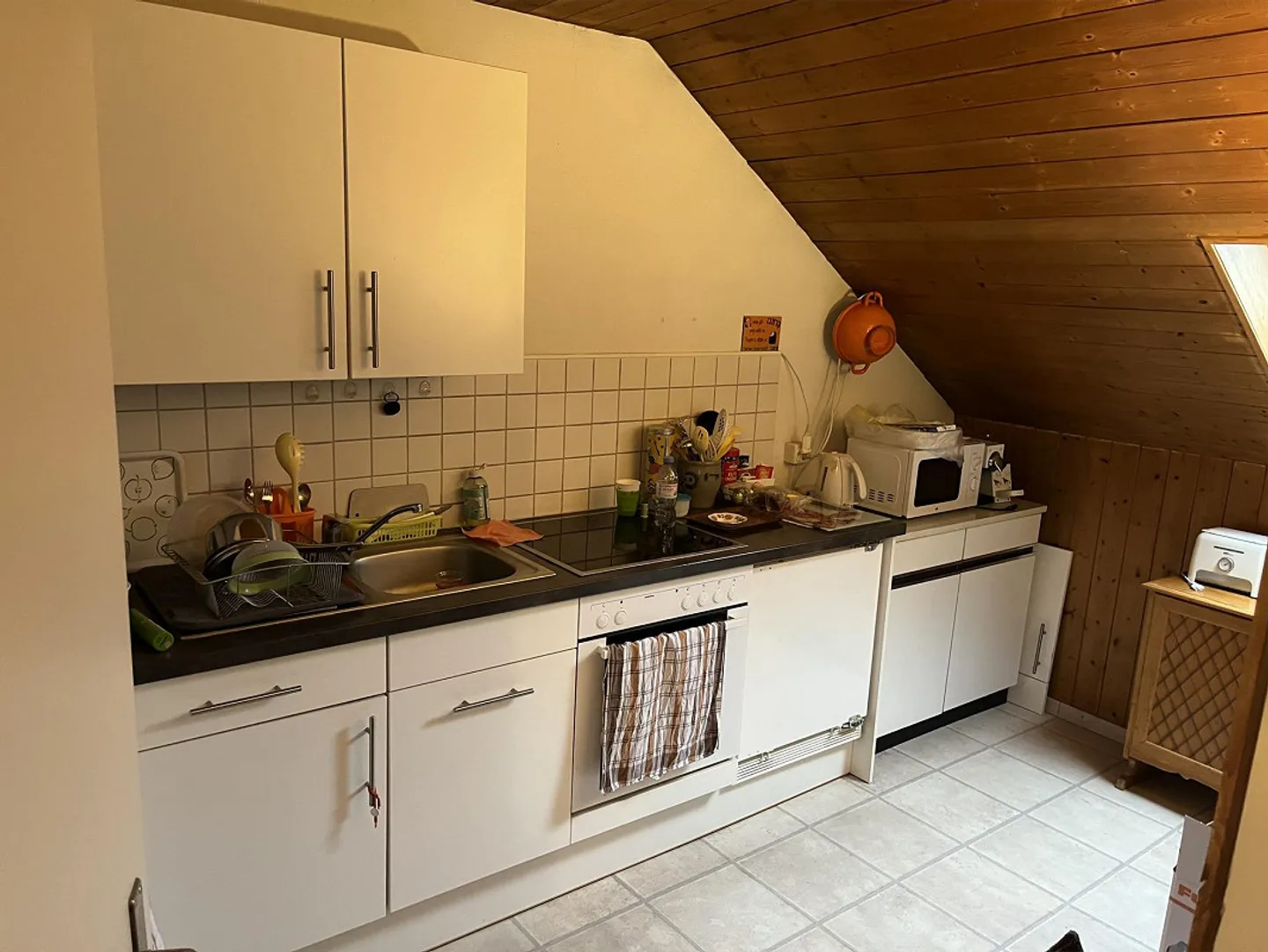 Appartamento di 2 stanze nel centro storico con ascensore e balcone - Foto 4 di 8