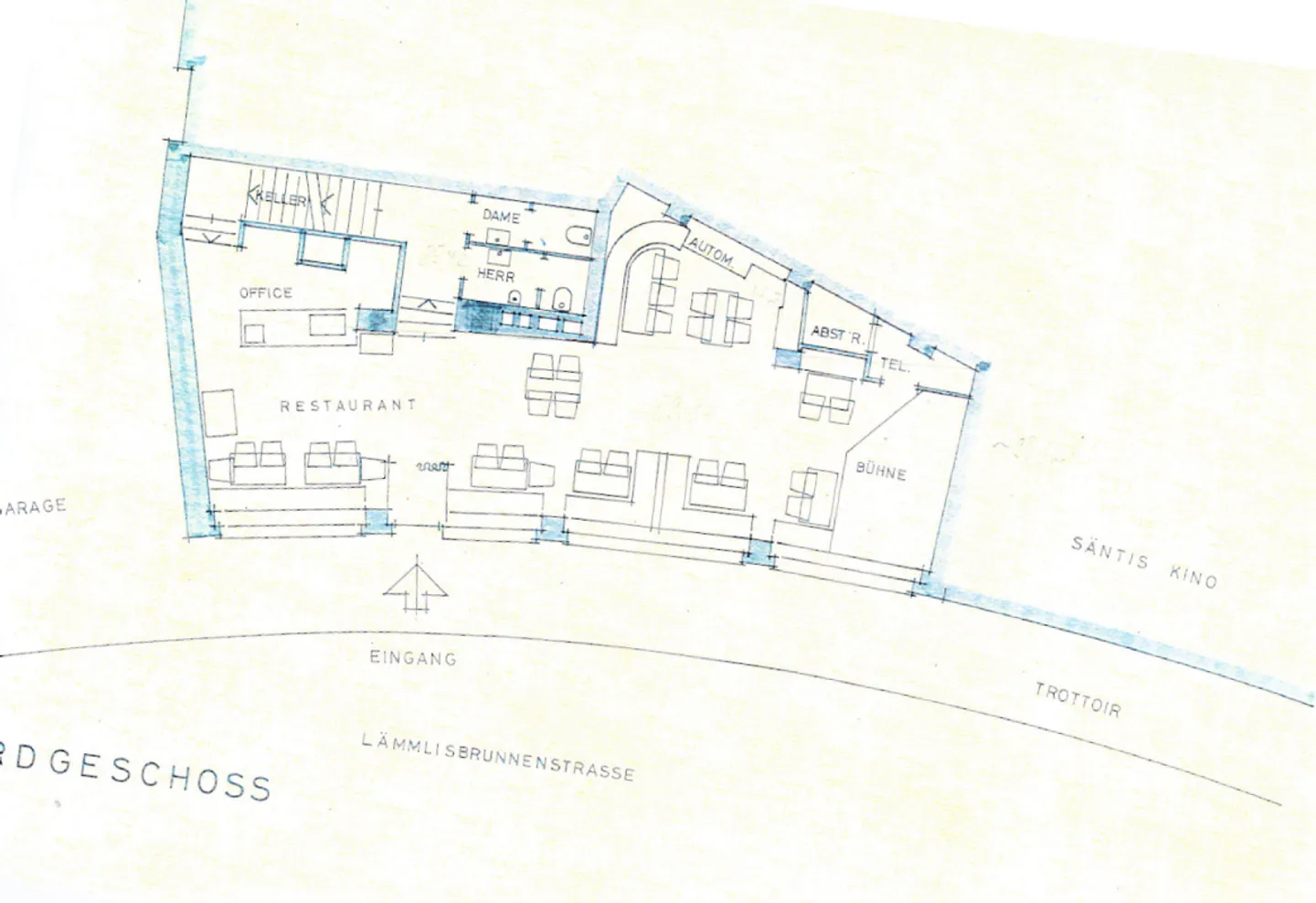 In un edificio tradizionale in posizione centrale: locali al 1° + 2° piano, ca. 220m2 (4 appartamenti al 3° piano su richiesta) - Foto 2 di 4