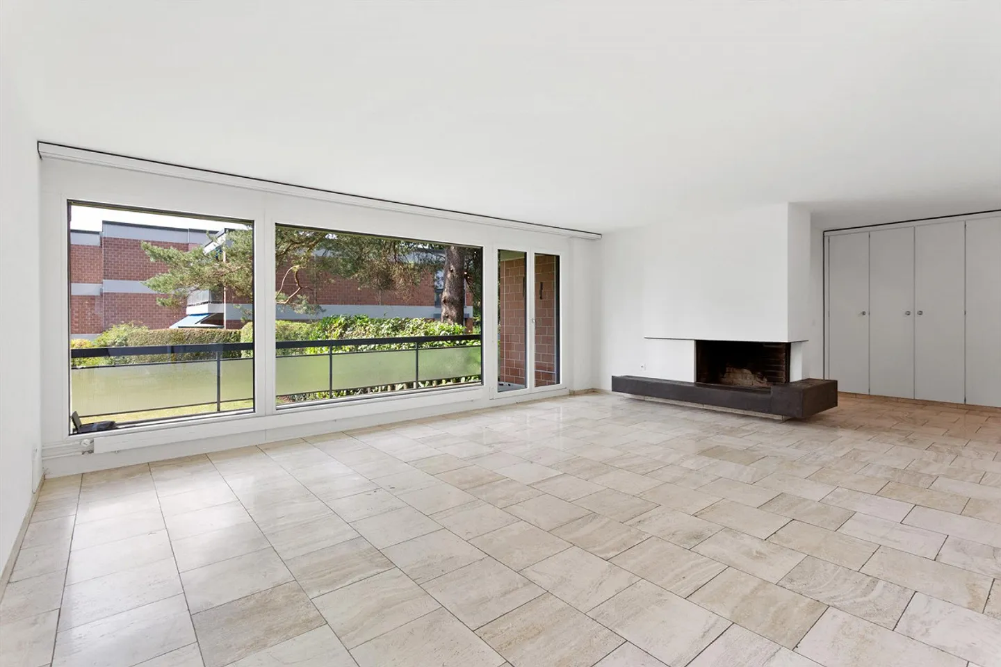 A Dream Home in Greifensee with Charm - Photo 2 of 7