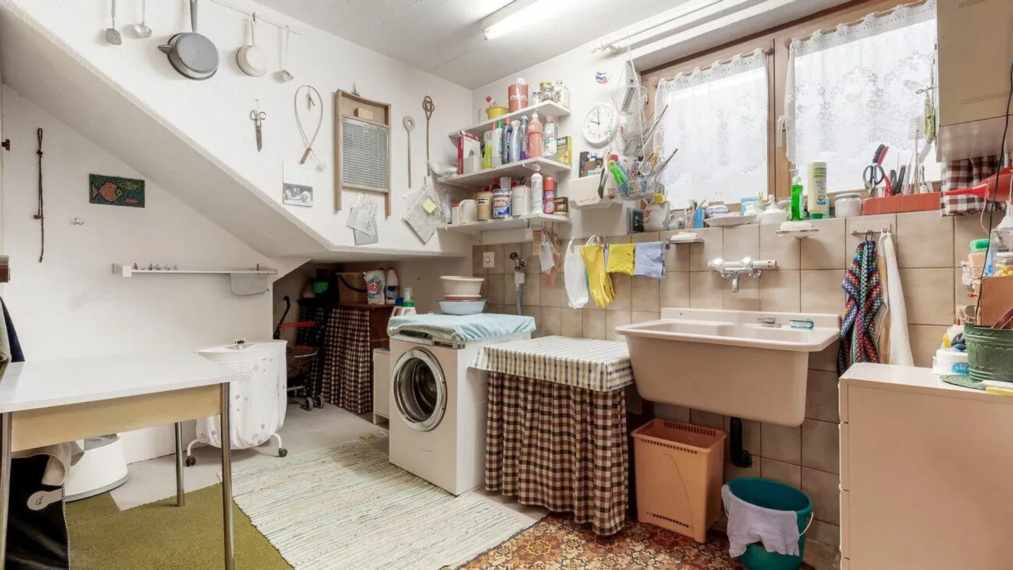 Casa unifamiliare indipendente con grande giardino e dintorni - Foto 27 di 30