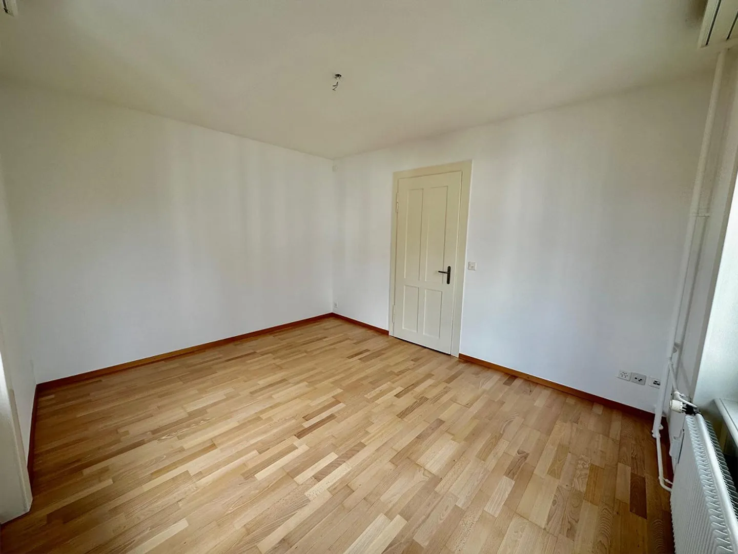 Central, bright and quiet apartment - Photo 8 of 14