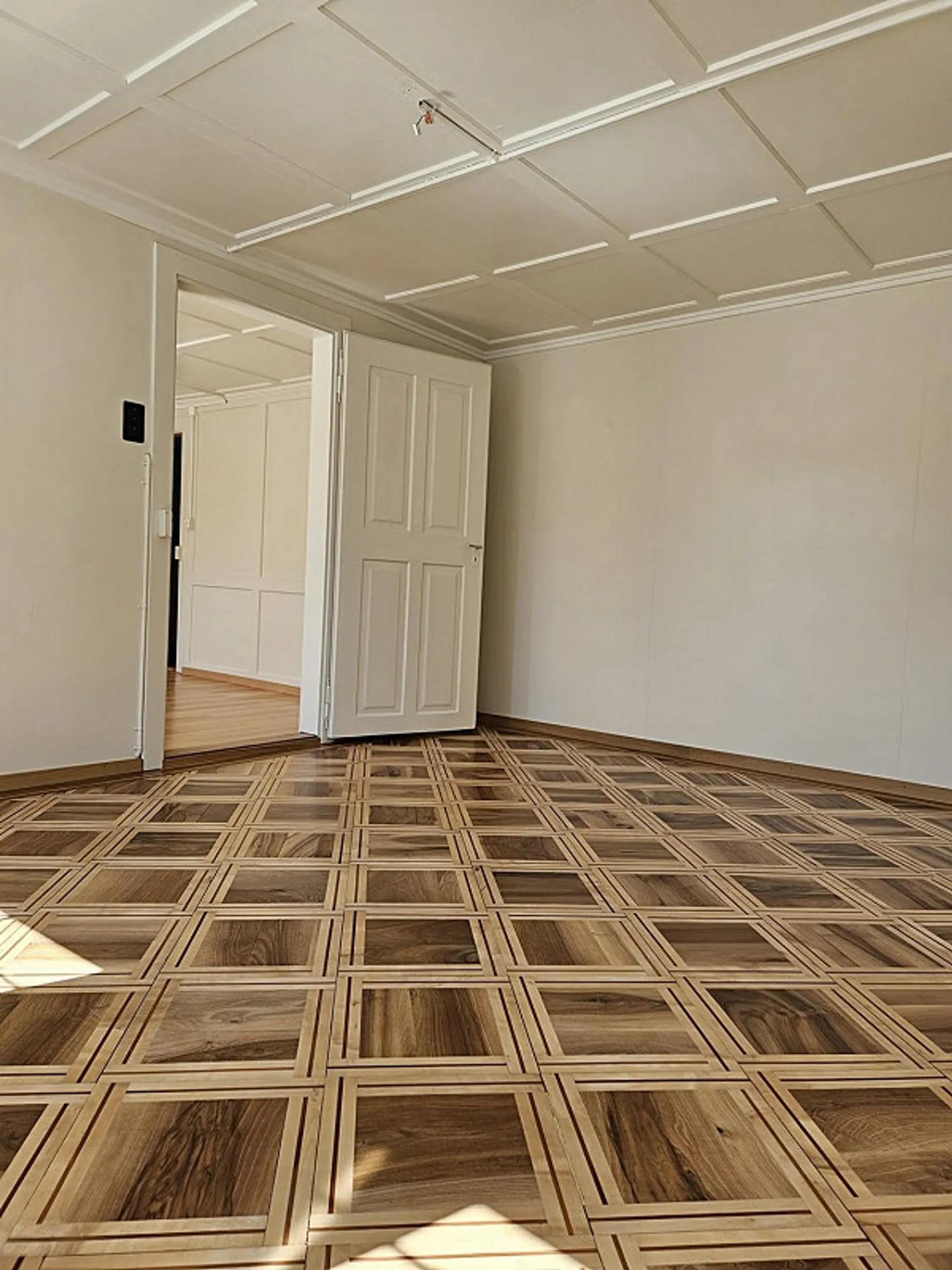 3.5 Room Apartment - Photo 3 of 11