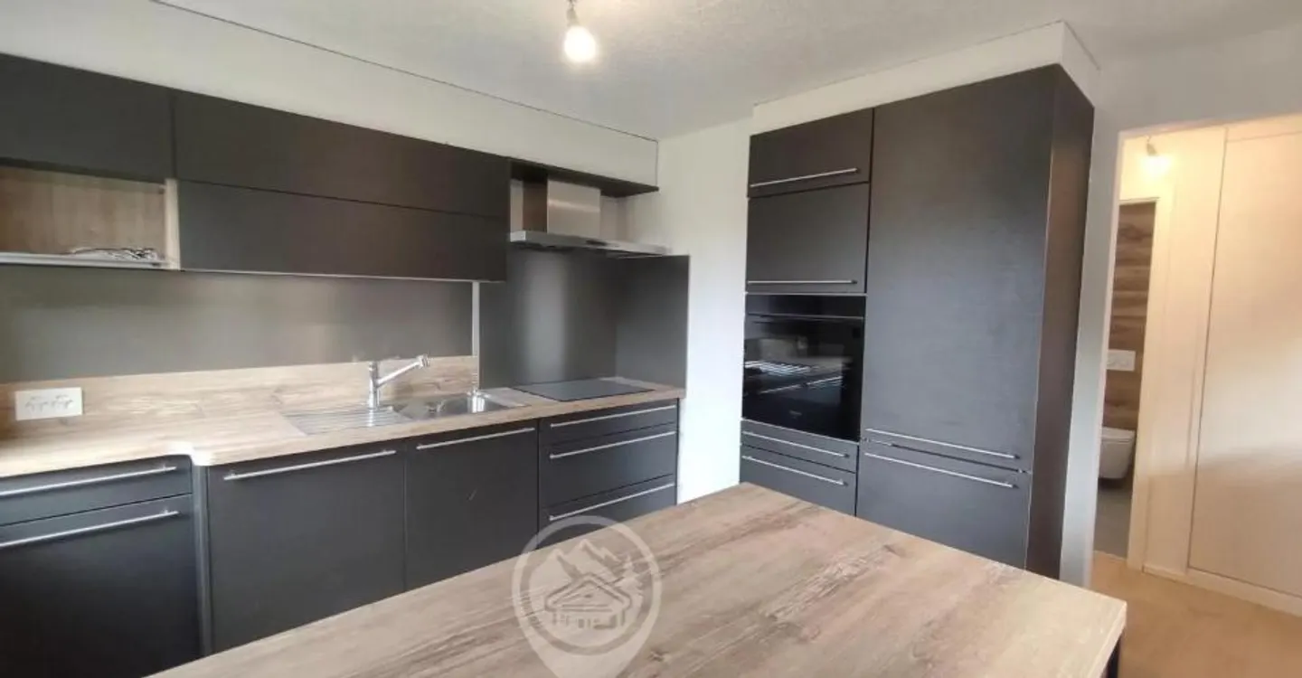 Renovated Apartment in Veysonnaz - Photo 5 of 9
