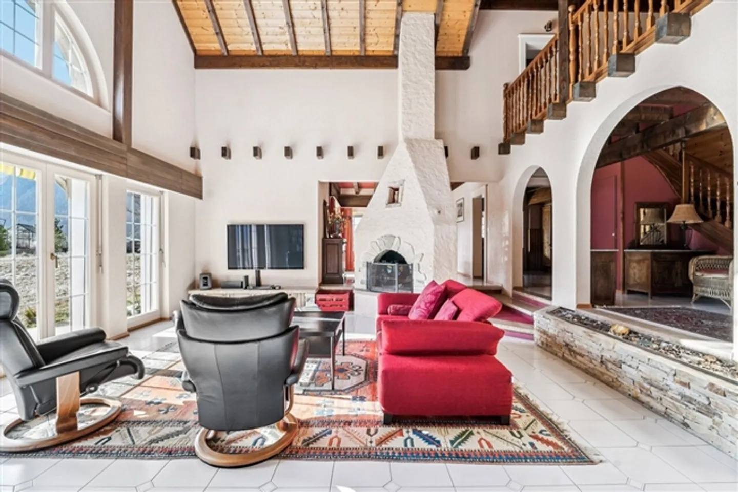 Casa singola di 7,5 stanze - Foto 1 di 11