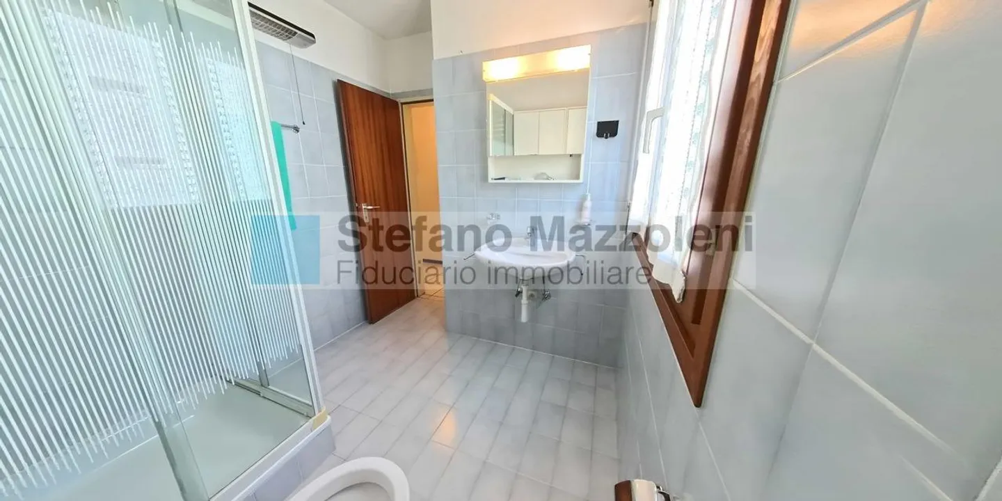 Reihenhaus im schlichten und eleganten Stil - Foto 12 von 12