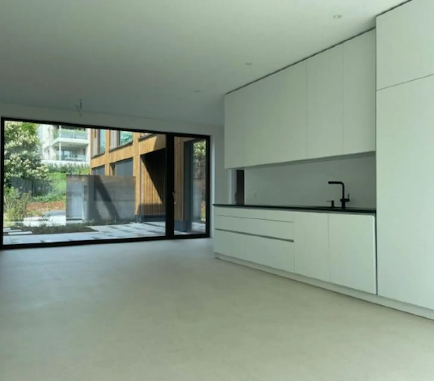 Maisonette di nuova costruzione 3,5 locali (2023) con giardino, loggia e AEHP - come nuovo e di alta qualità - Foto 2 di 5