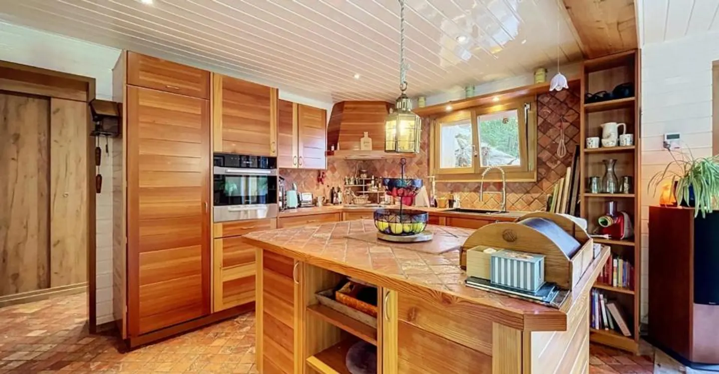 Residenza secondaria e vendita a stranieri possibile! - Foto 3 di 12