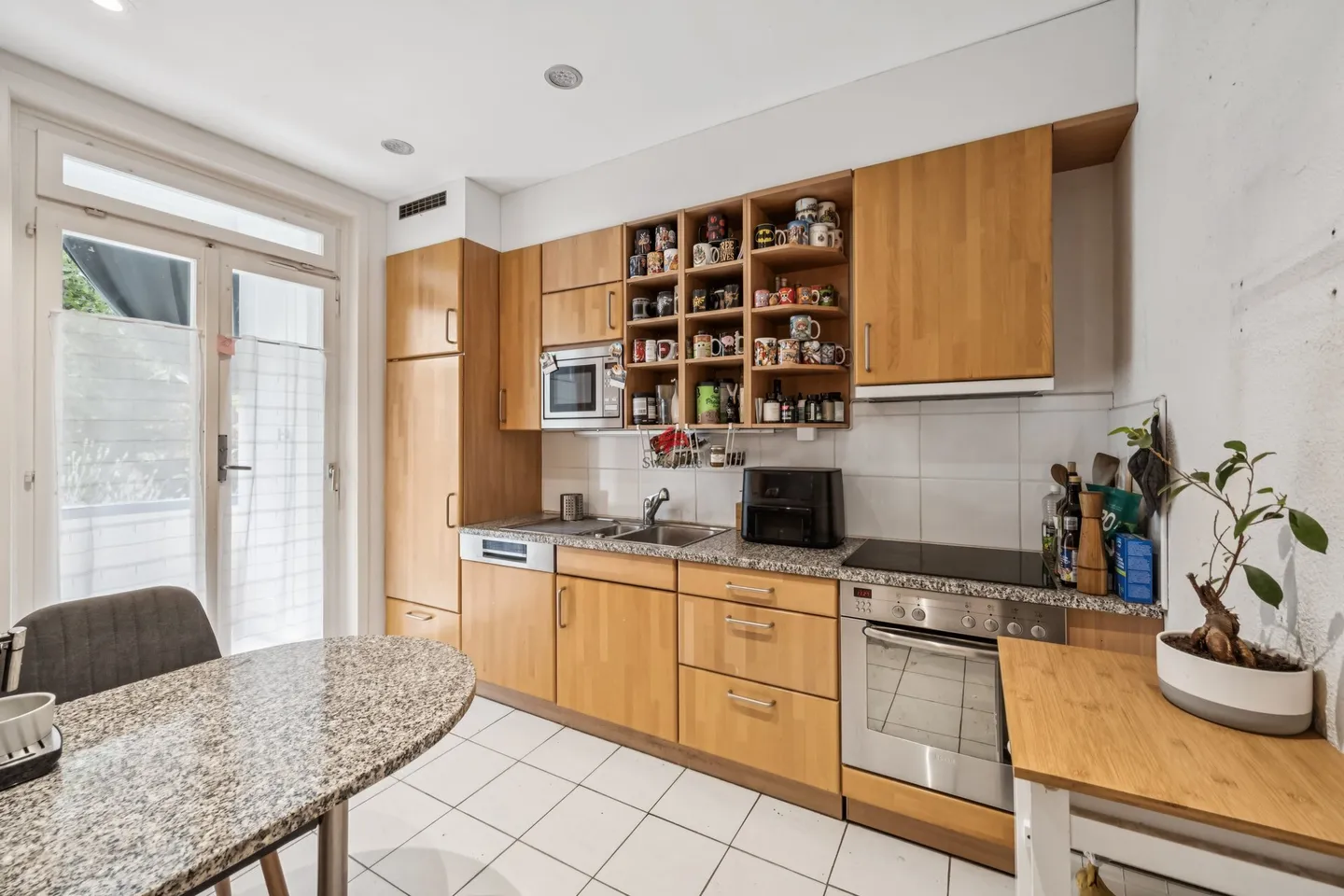 Living in your own multi-family house - Photo 6 of 16