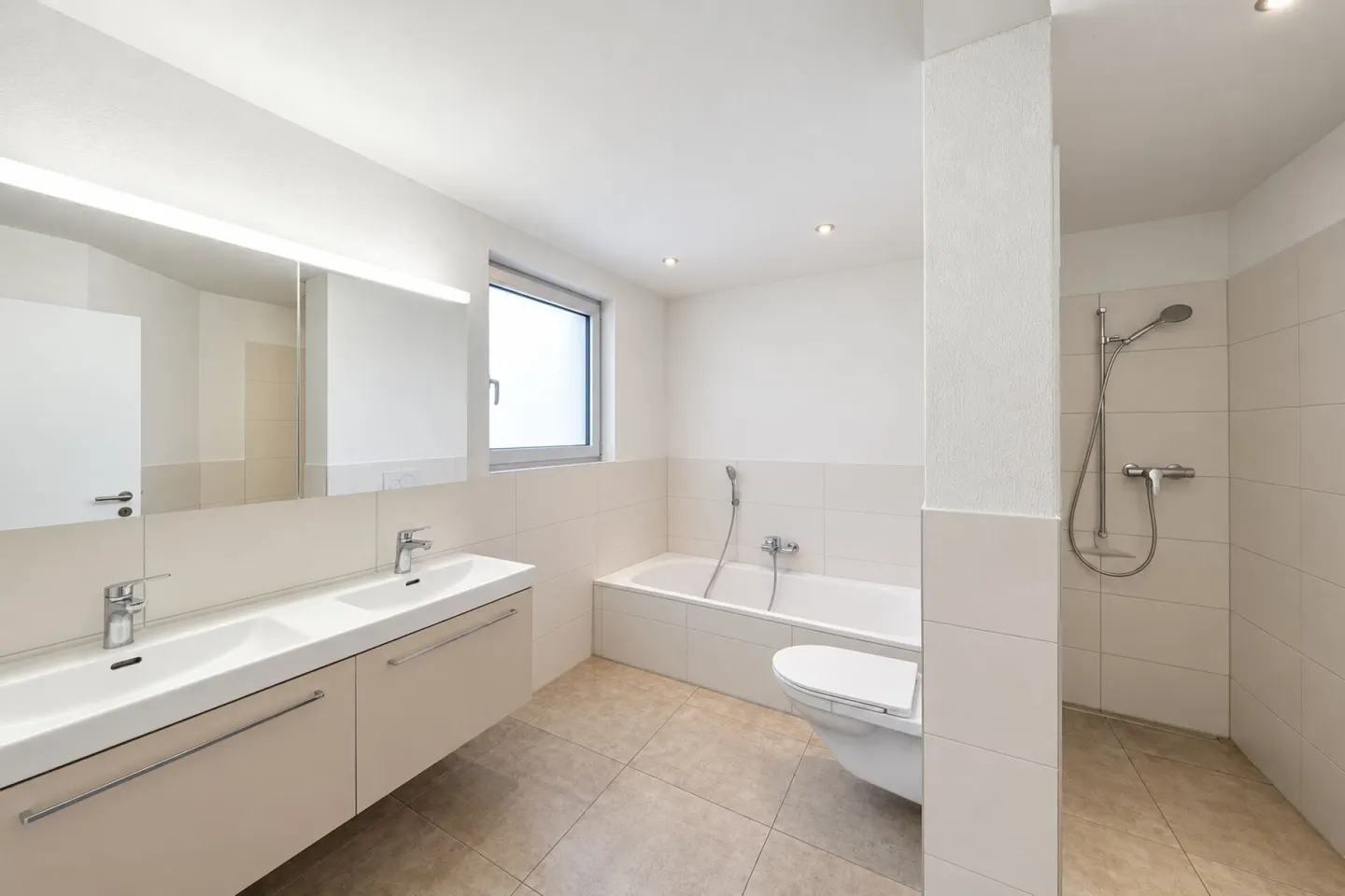 Bright 5½-room family apartment between Langenthal and Herzogenbuchsee - Photo 13 of 17