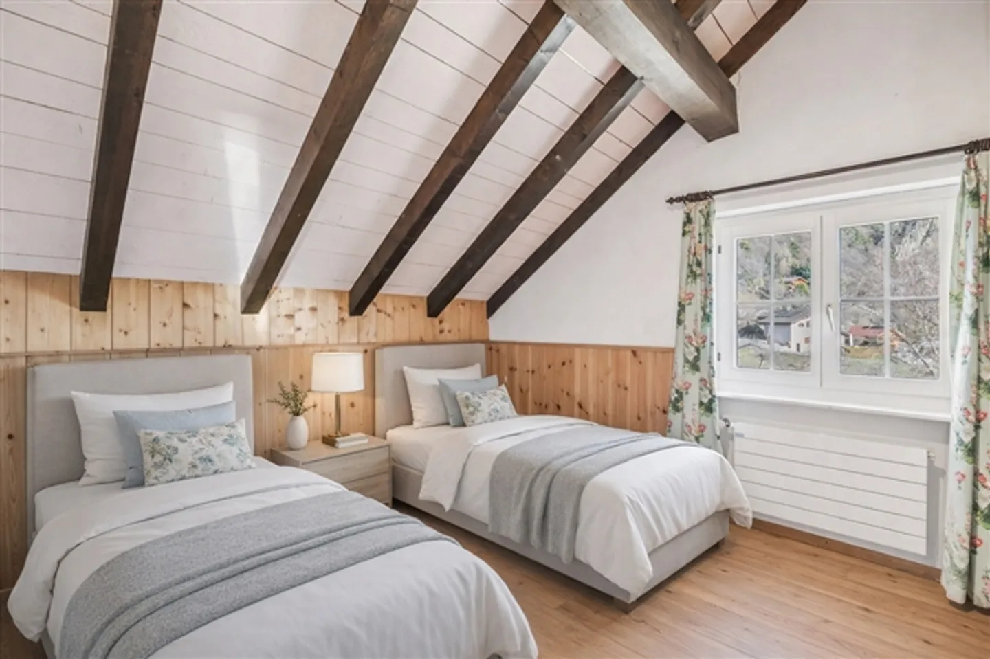 Casa singola di 7,5 stanze - Foto 9 di 11