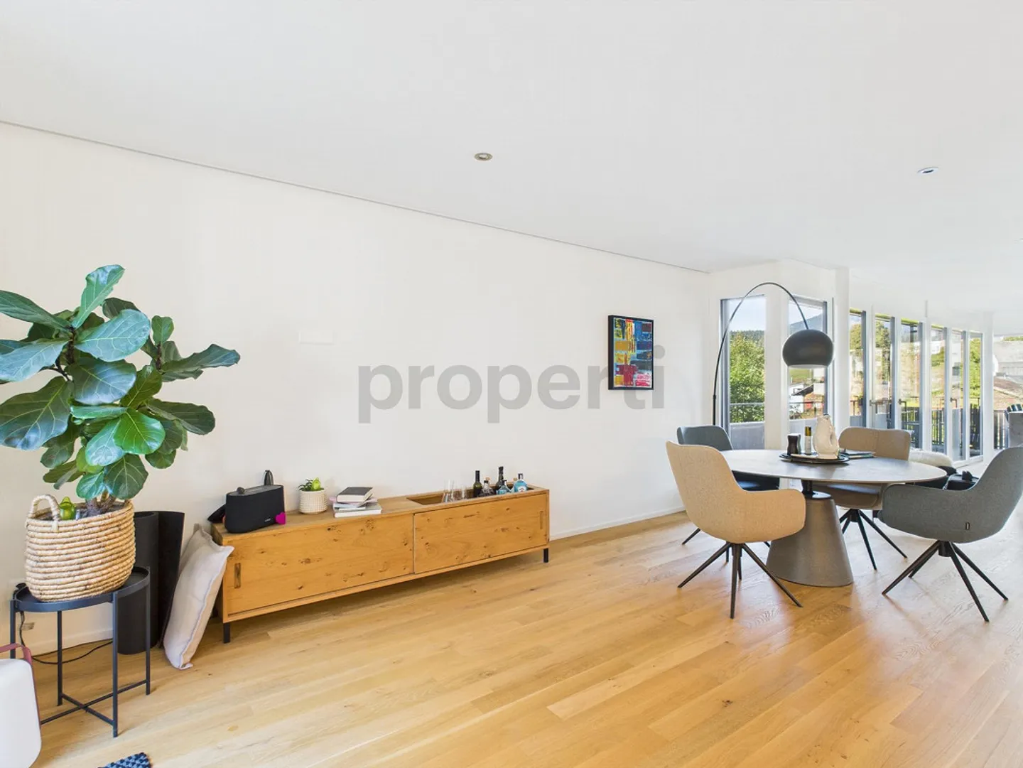 Appartement luxueux de 3,5 pièces à Trin Mulin, GR - Photo 2 sur 12