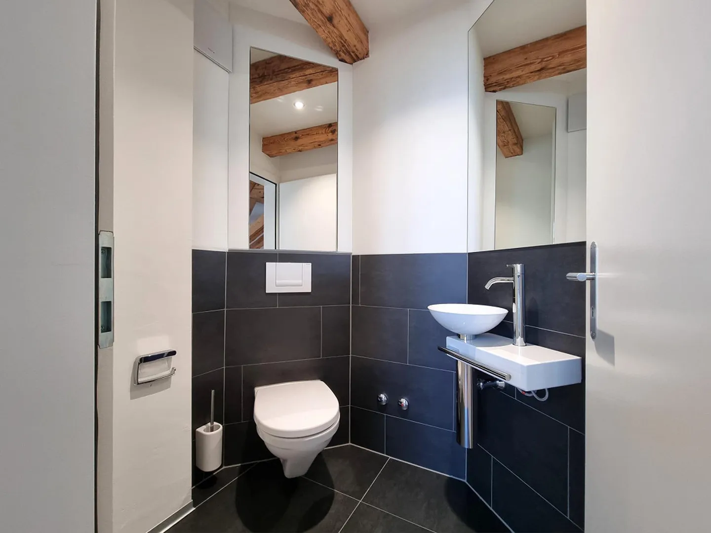 Stilvolle Duplex-Wohnung an zentraler Lage in Ittigen - Foto 15 von 17