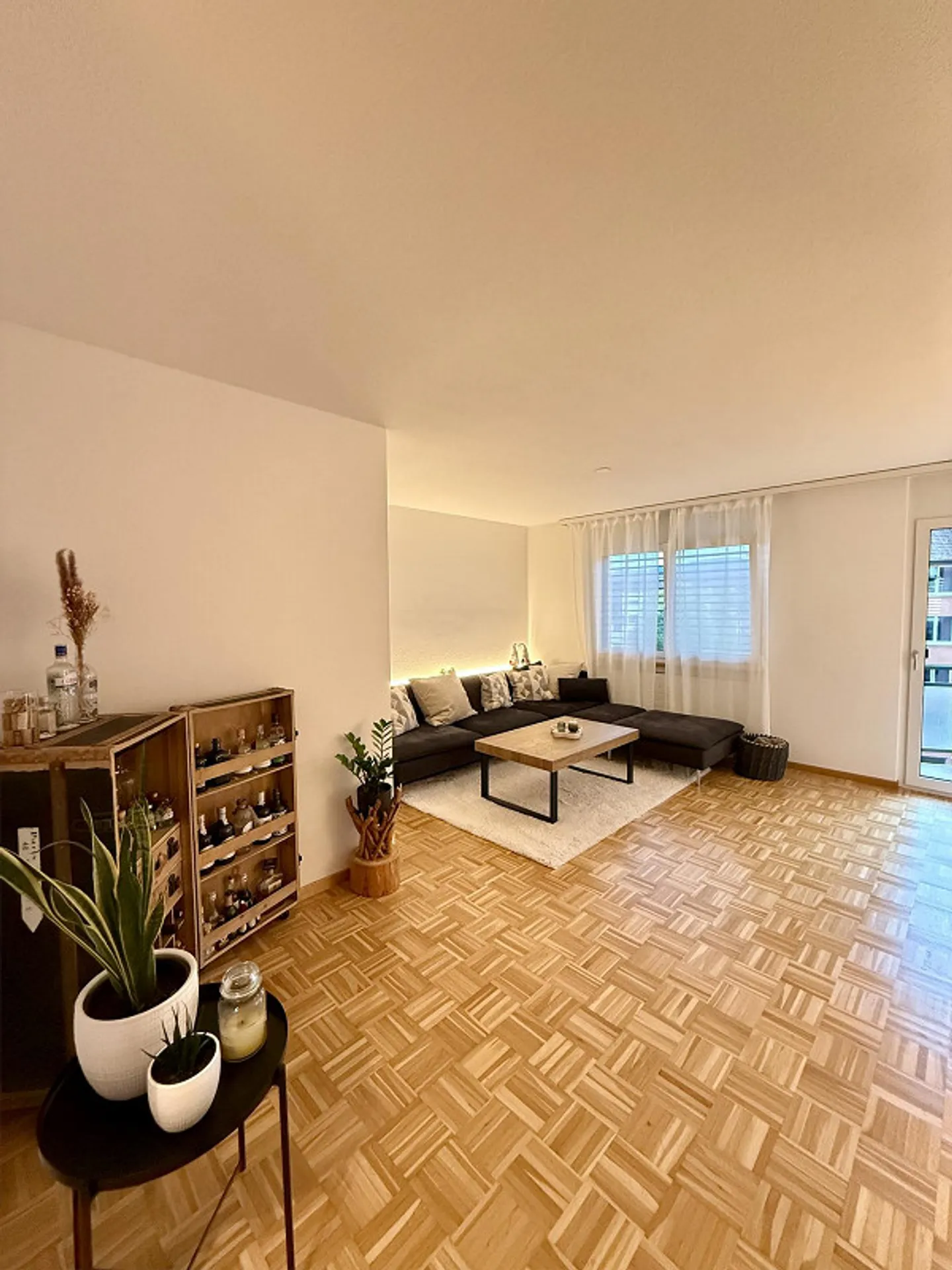 Appartamento arredato con 3 stanze a Wipkingen - Foto 2 di 9