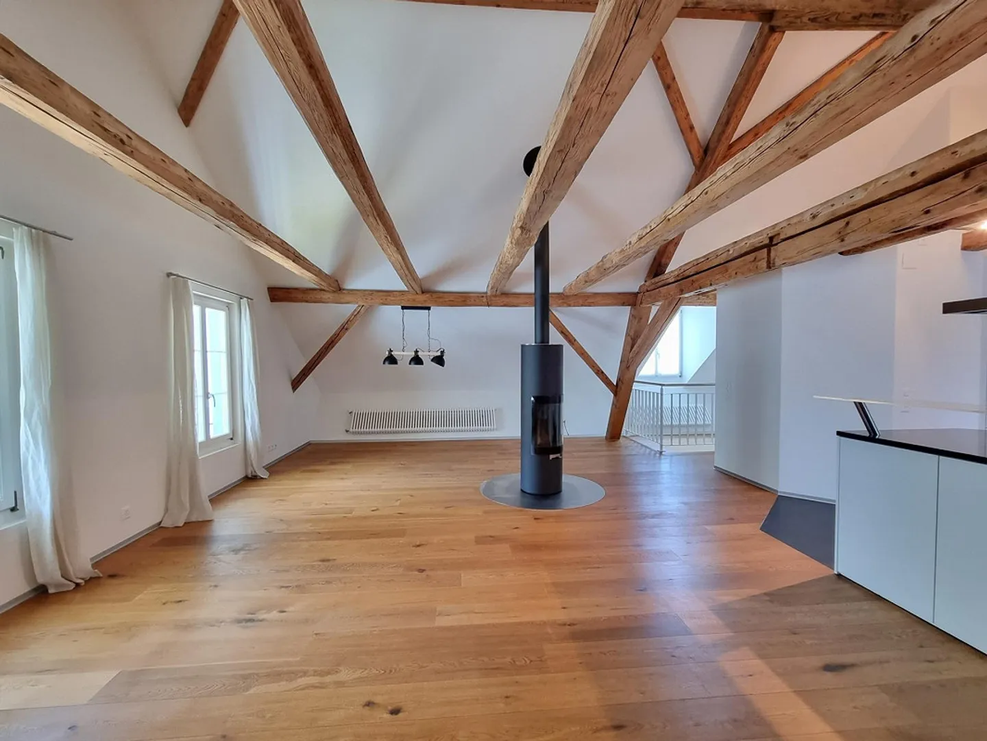 Stilvolle Duplex-Wohnung an zentraler Lage in Ittigen - Foto 10 von 17
