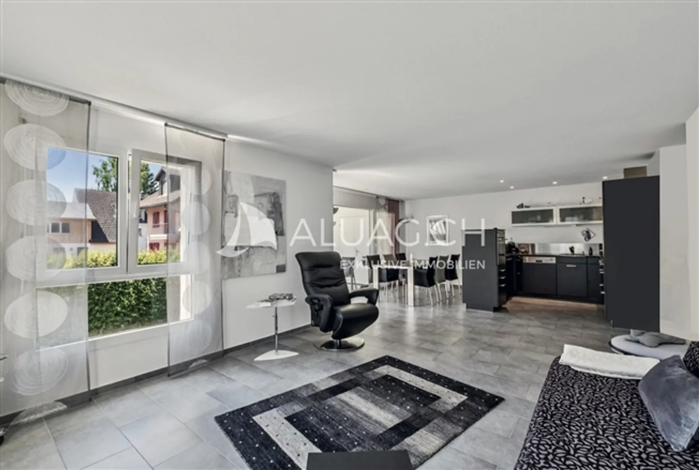 Beautiful Living in Rural Area - Photo 2 of 6