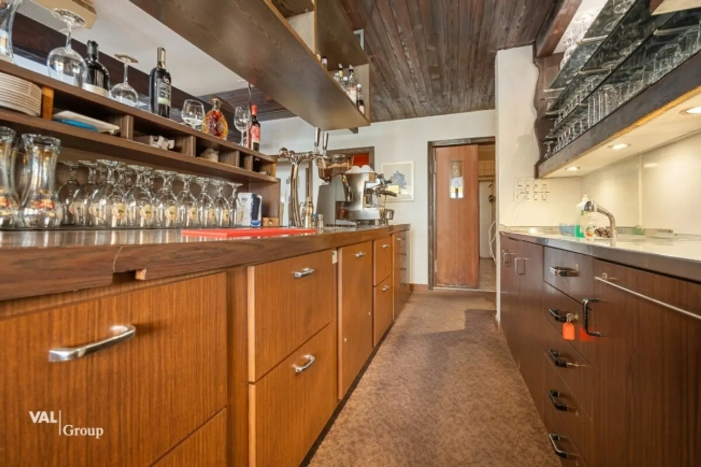 Perfect foundation for ambitious restaurateurs - Photo 4 of 13