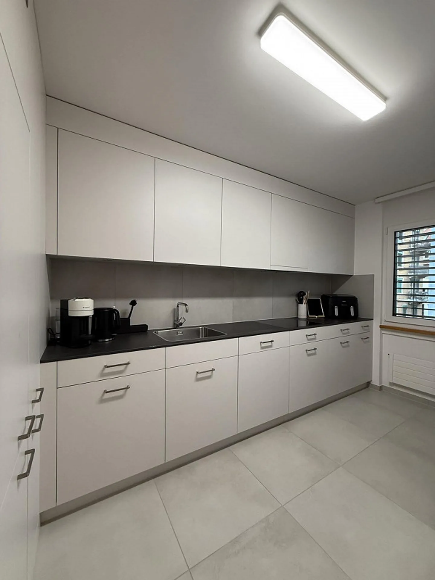 Appartamento arredato con 3 stanze a Wipkingen - Foto 4 di 9