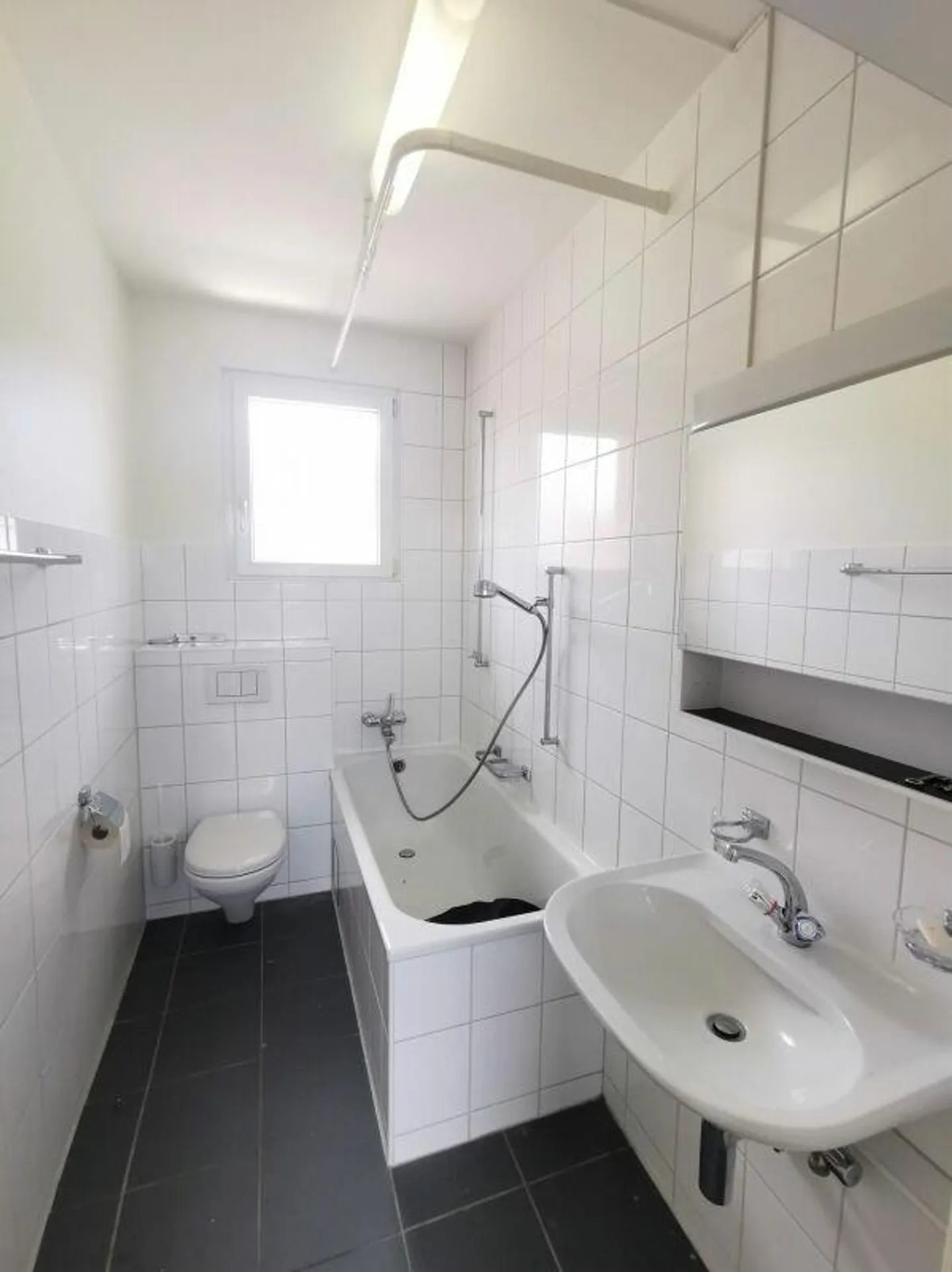 Appartement 3 pièces dans un emplacement central près du parc Kannenfeld - Photo 3 sur 6