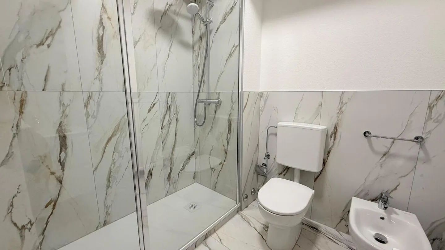 4.5 Zimmer renoviert zur Miete in Coldrerio - Foto 7 von 13