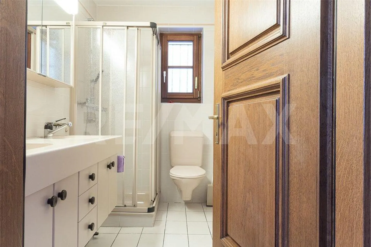 Romantisches Haus mit 4,5 Zimmern - Foto 8 von 13