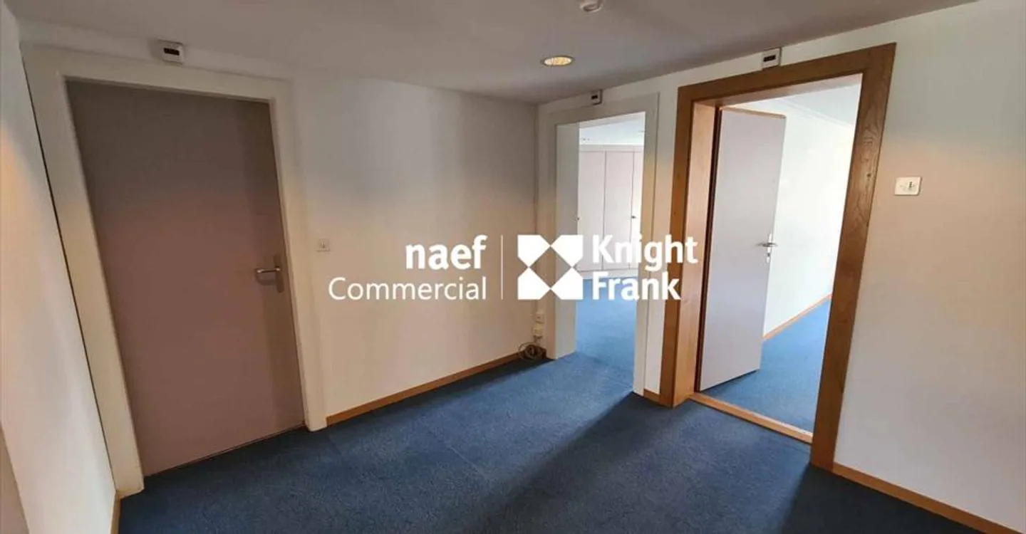 Office space for rent - Photo 2 of 13