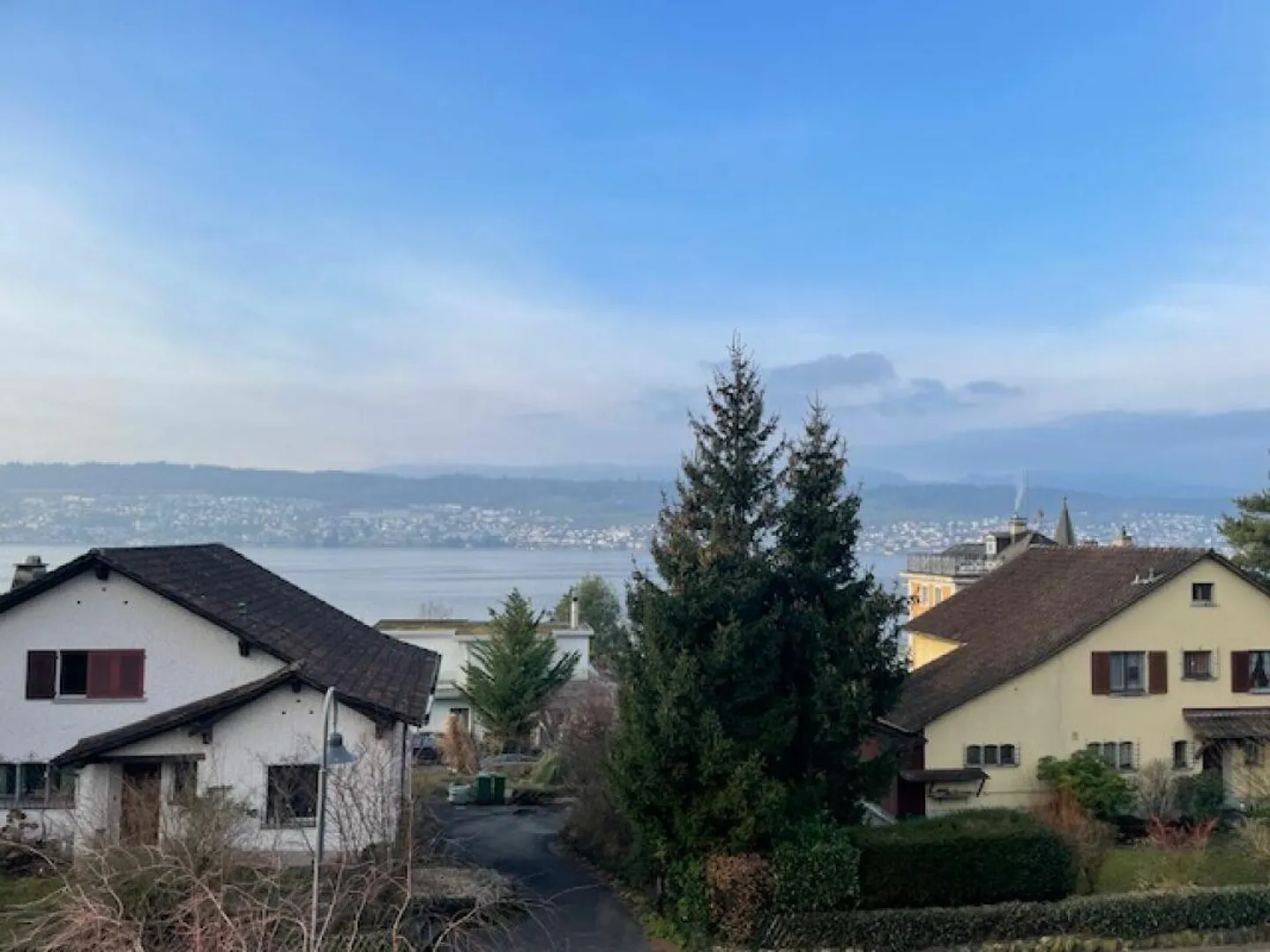 Cozy 3.5-room apartment in Feldmeilen - Photo 7 of 8