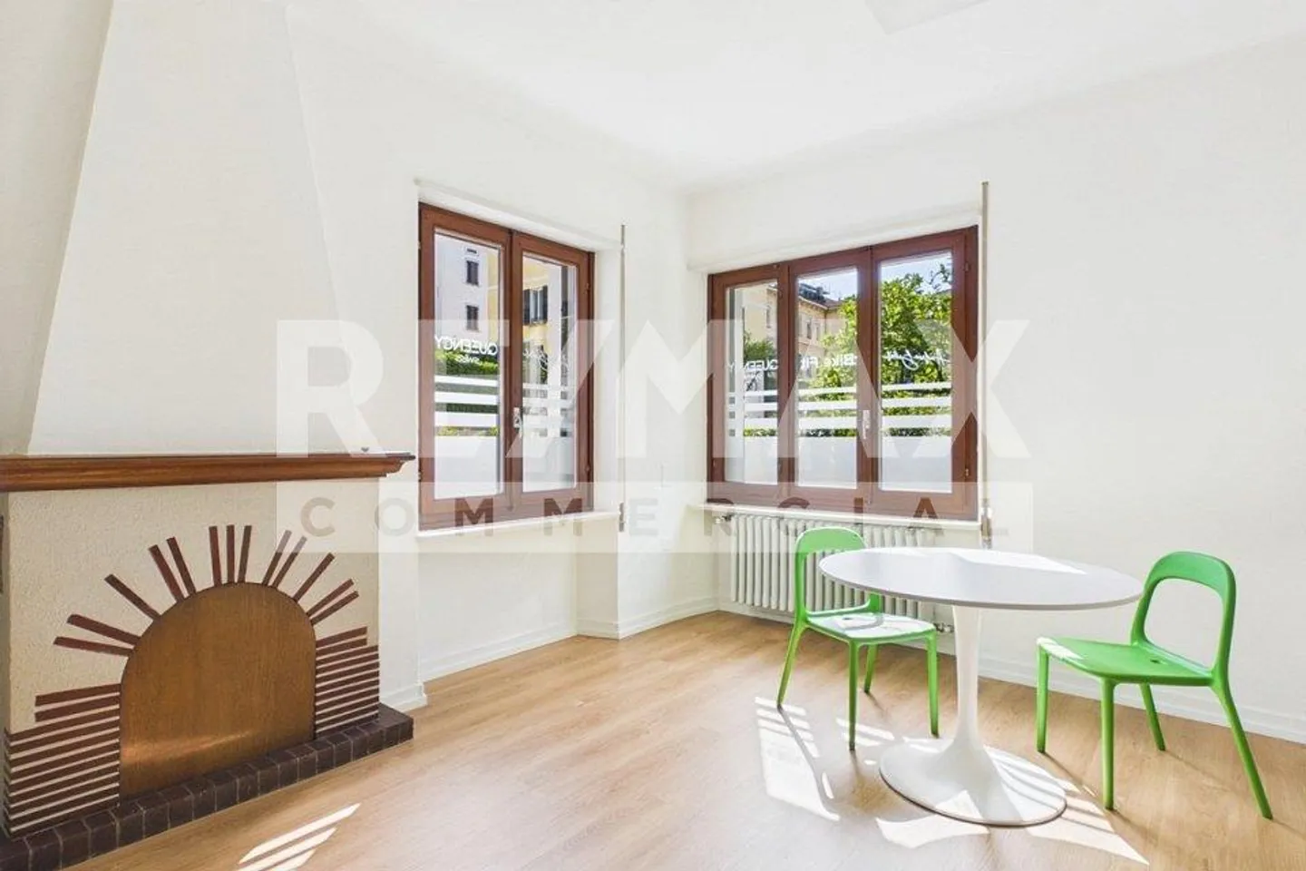 5-room office / therapeutic studio for rent - Photo 2 of 12