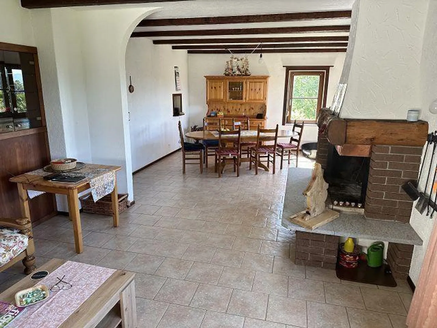 Villetta di 5 1/2 locali con giardino e riserva di costruzione in una posizione molto tranquilla e soleggiata - Foto 5 di 36