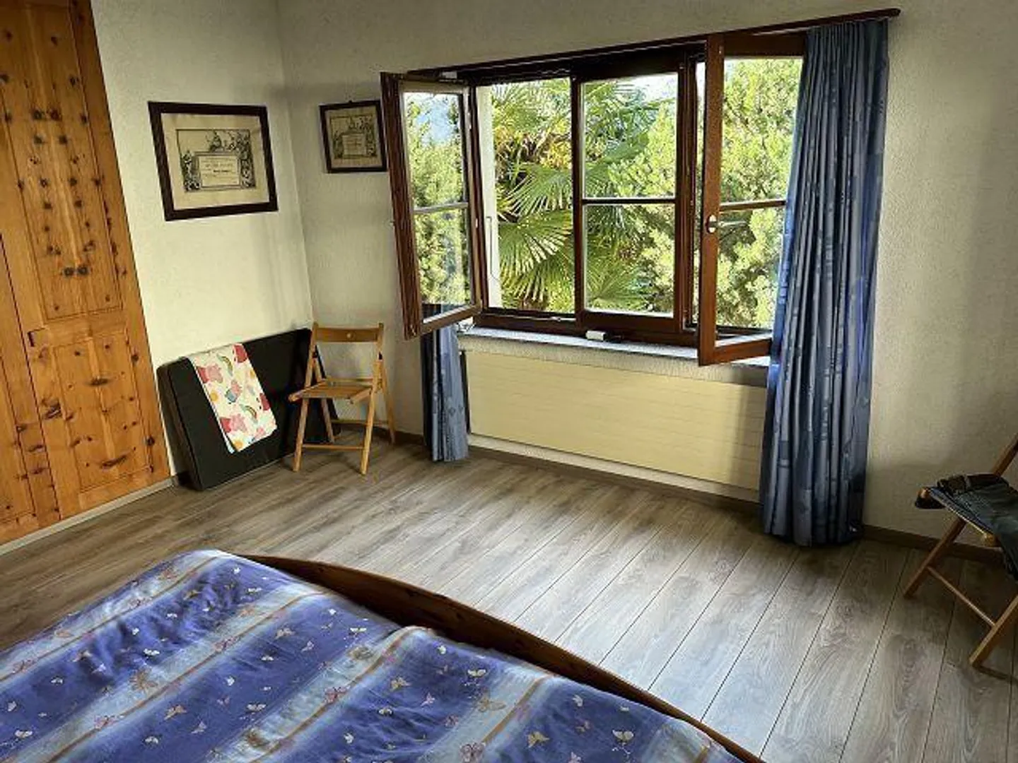 Villetta di 5 1/2 locali con giardino e riserva di costruzione in una posizione molto tranquilla e soleggiata - Foto 10 di 36
