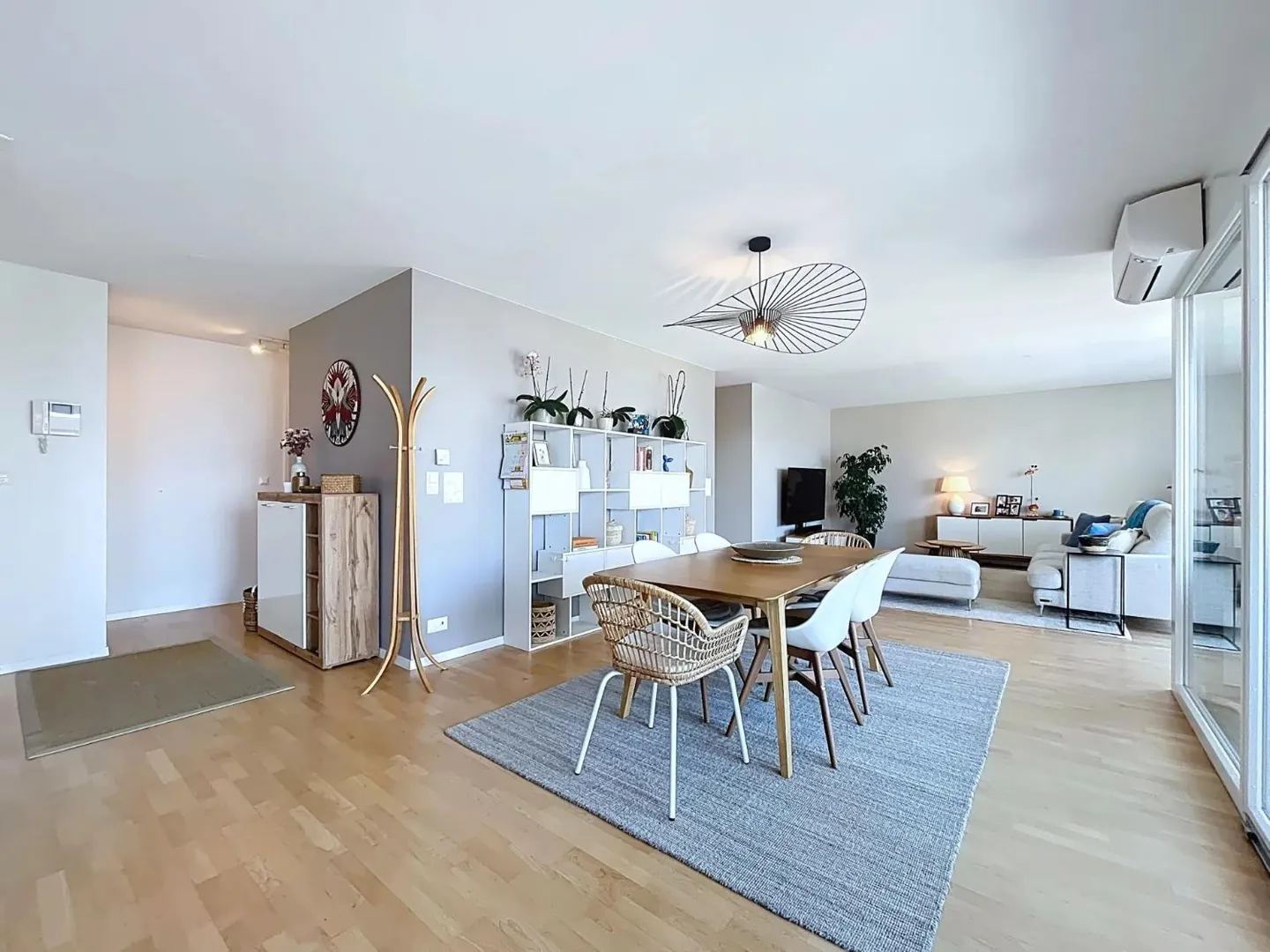 Apartment with 4.5 rooms in the center of Montreux - Photo 5 of 13