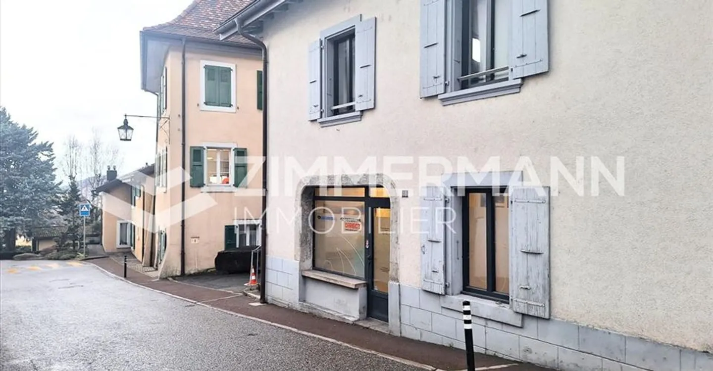 Spacious Commercial Space for Rent - Photo 6 of 9