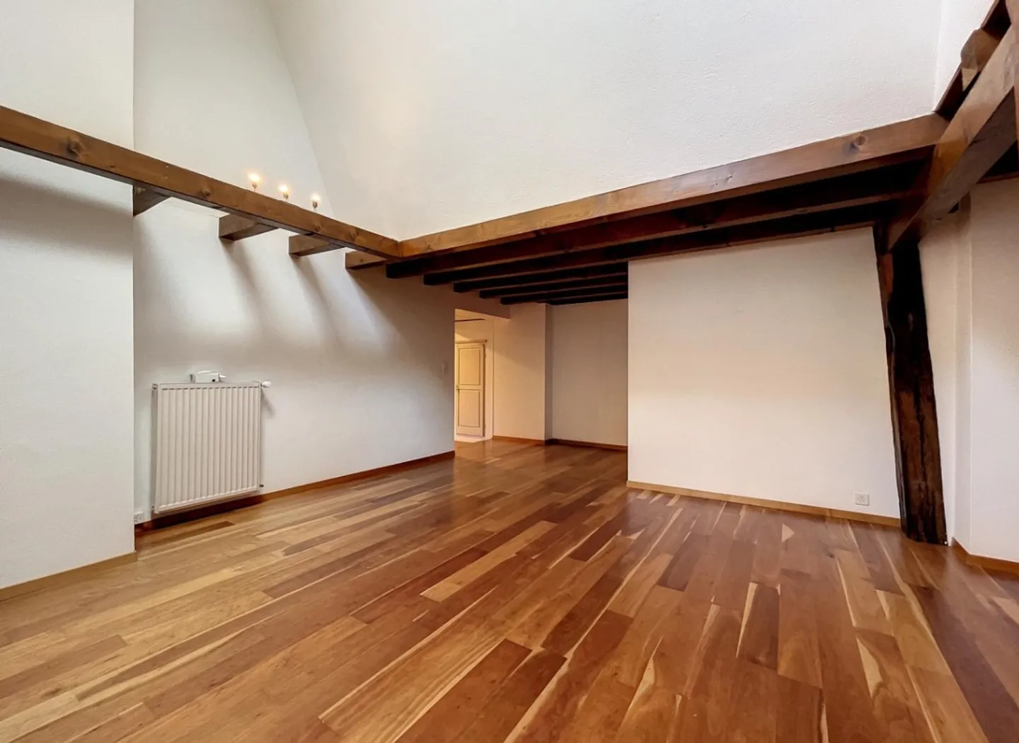 Apartment for rent - Photo 8 of 12