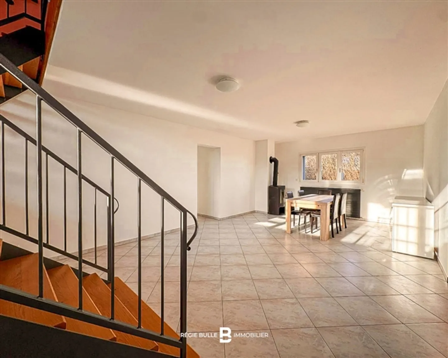 Grolley - Outstanding semi-detached house with 6.5 rooms for rent - Photo 3 of 20