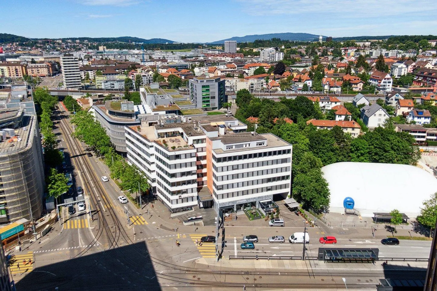 Spazio commerciale attraente di 250 m² in una posizione privilegiata a Zurigo Oerlikon! - Foto 9 di 9