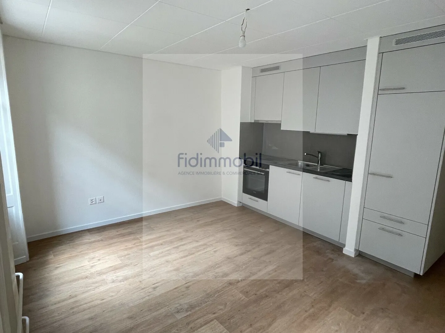 Studio recentemente ristrutturato nel centro città - Foto 1 di 4