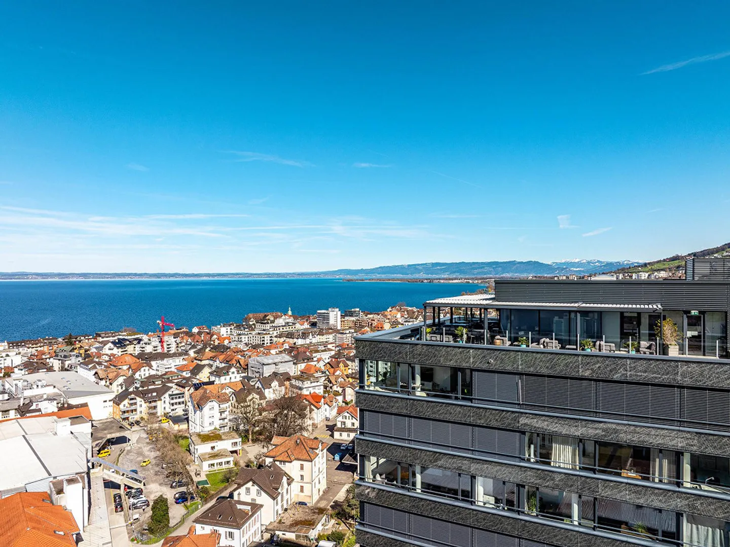 Posizione unica nella Svizzera orientale - bar skylounge cerca un nuovo M... - Foto 3 di 8