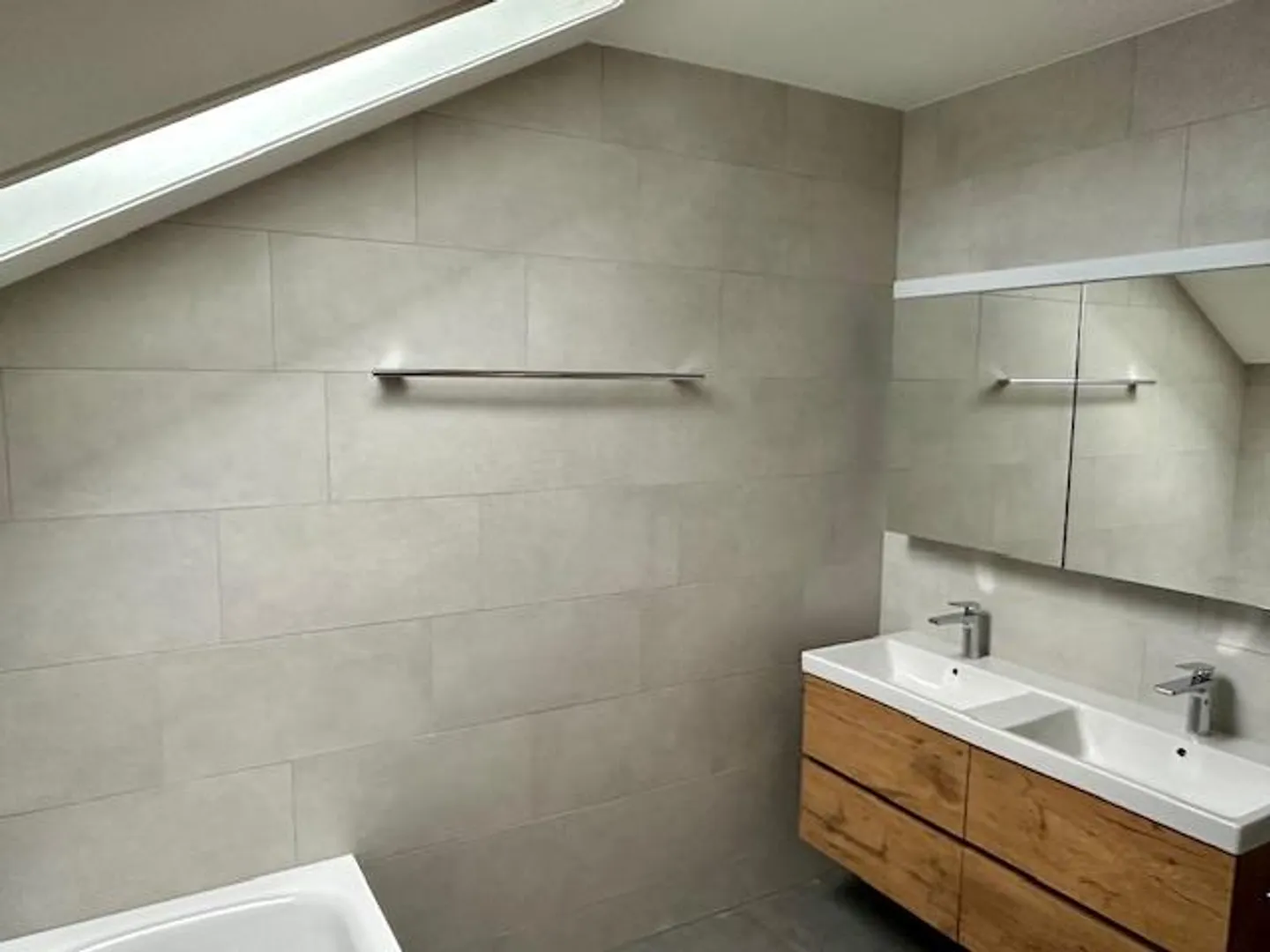 Frisch renoviertes, modernes 5.5 Zimmer EFH an perfekter Lage - Foto 17 von 26