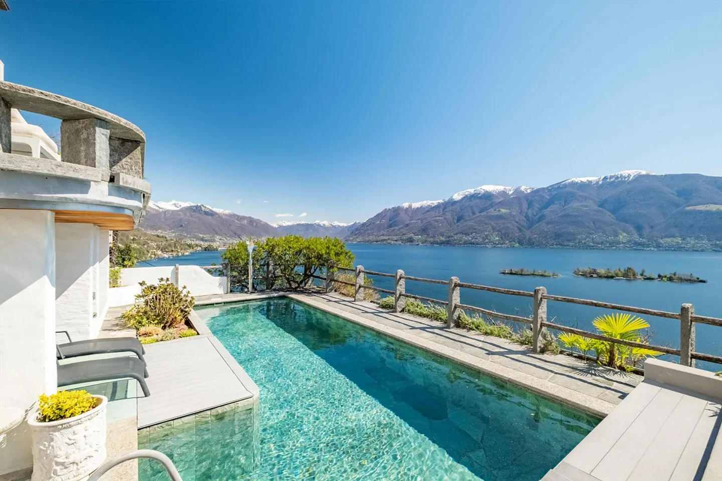 Living with charm and a magnificent panoramic view over Lake Maggiore - Photo 3 of 14
