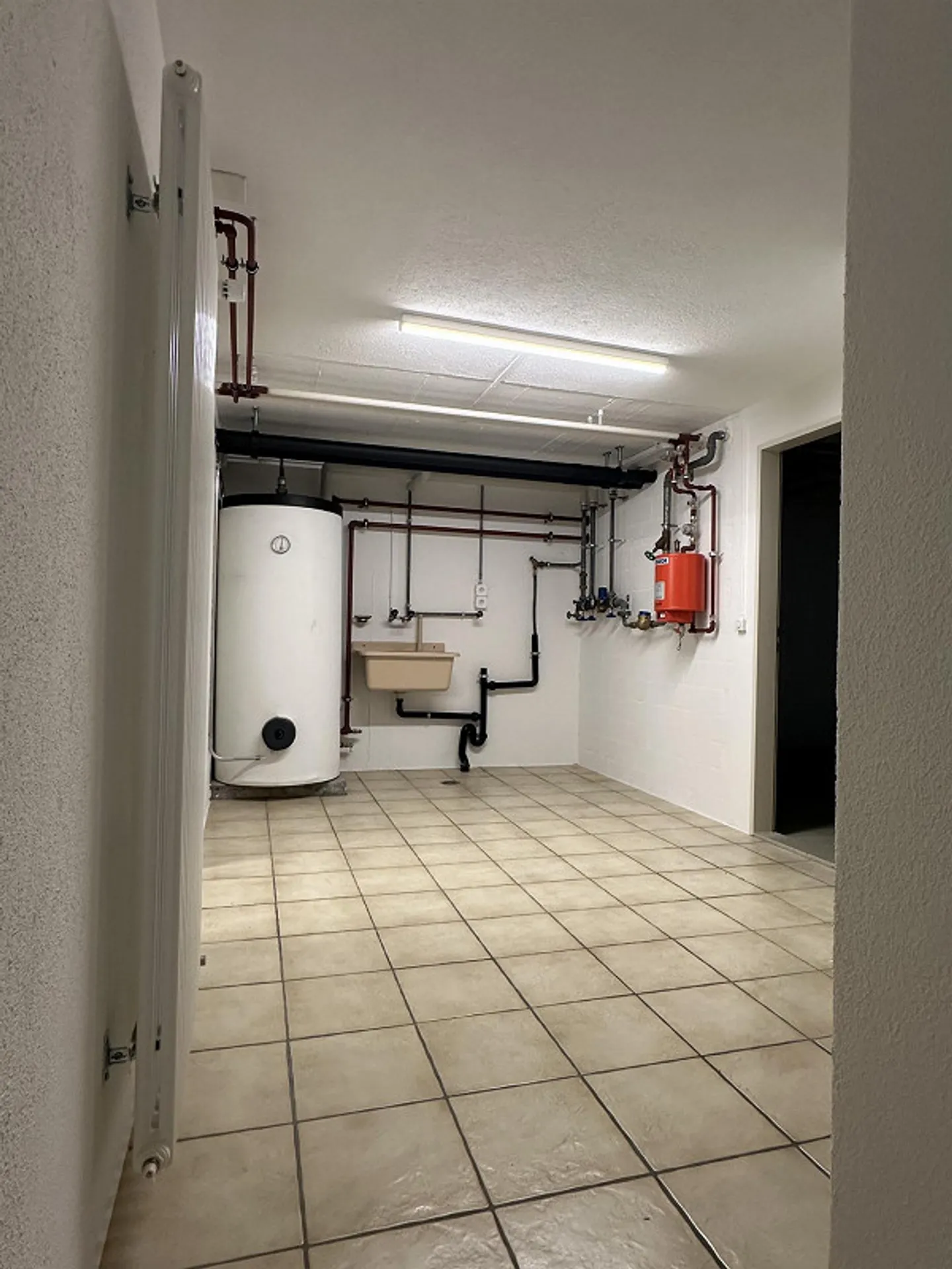 Frisch renoviertes, modernes 5.5 Zimmer EFH an perfekter Lage - Foto 22 von 26