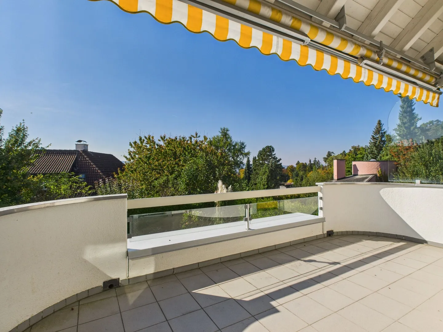 Adatto alle famiglie con giardino soleggiato - Foto 8 di 9