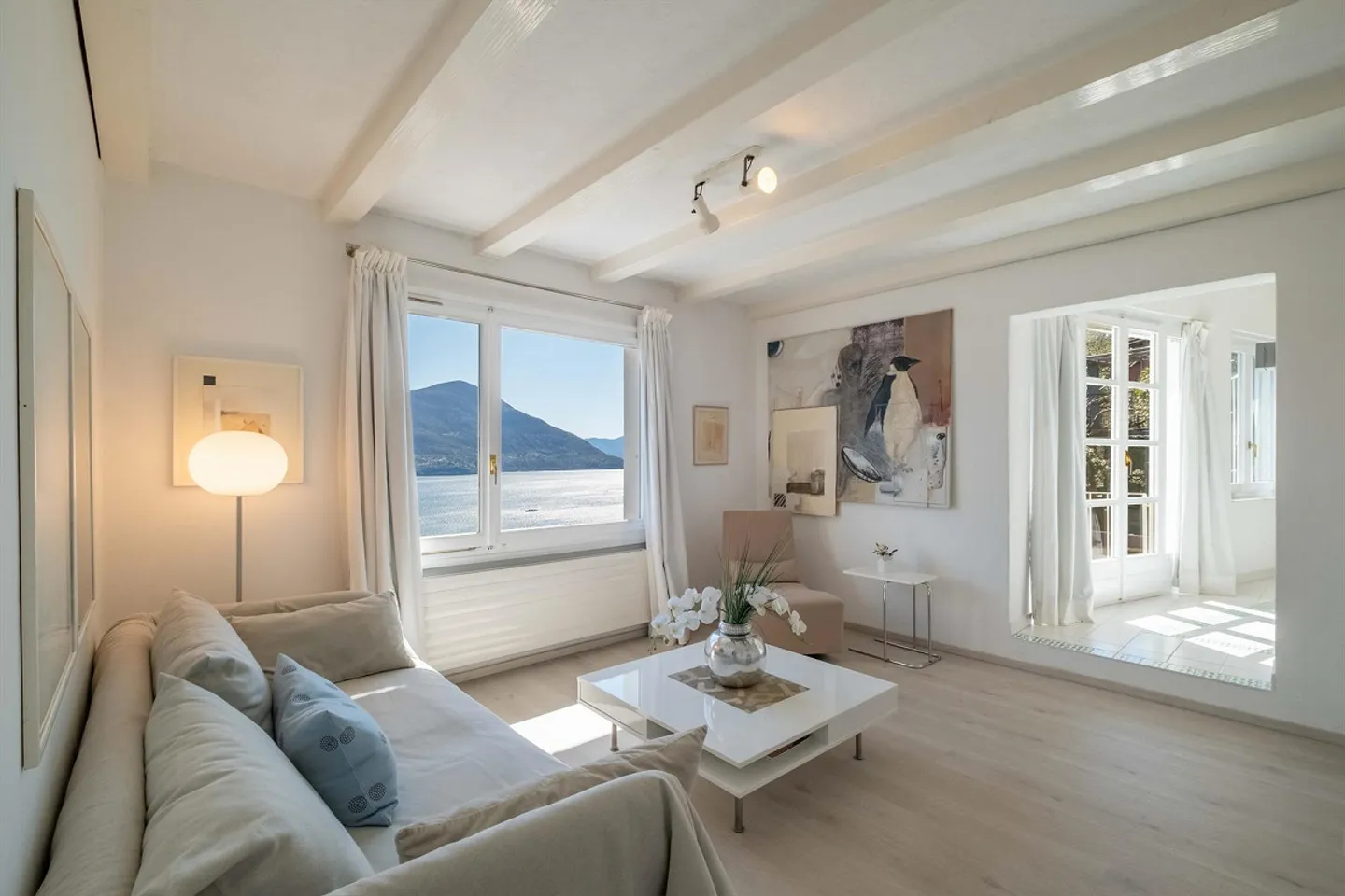 Living with charm and a magnificent panoramic view over Lake Maggiore - Photo 9 of 14