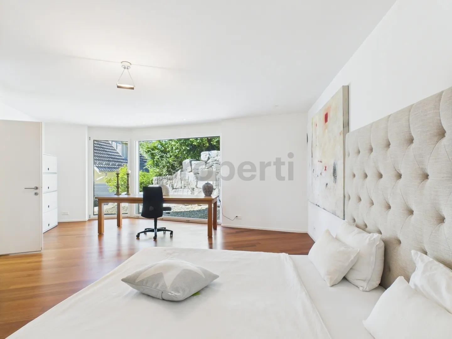 Zeitlose Eleganz trifft modernen Luxus  Ihre Traumvilla mit Pool &amp; Wellness-Oase - Foto 8 von 13